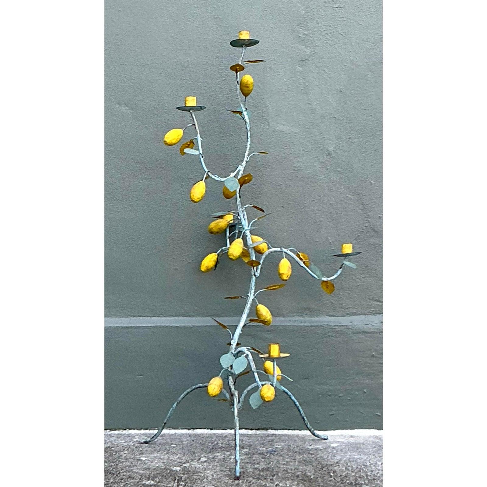 Hollywood Regency Portacandele monumentale Boho d'epoca con albero di limone patinato in vendita