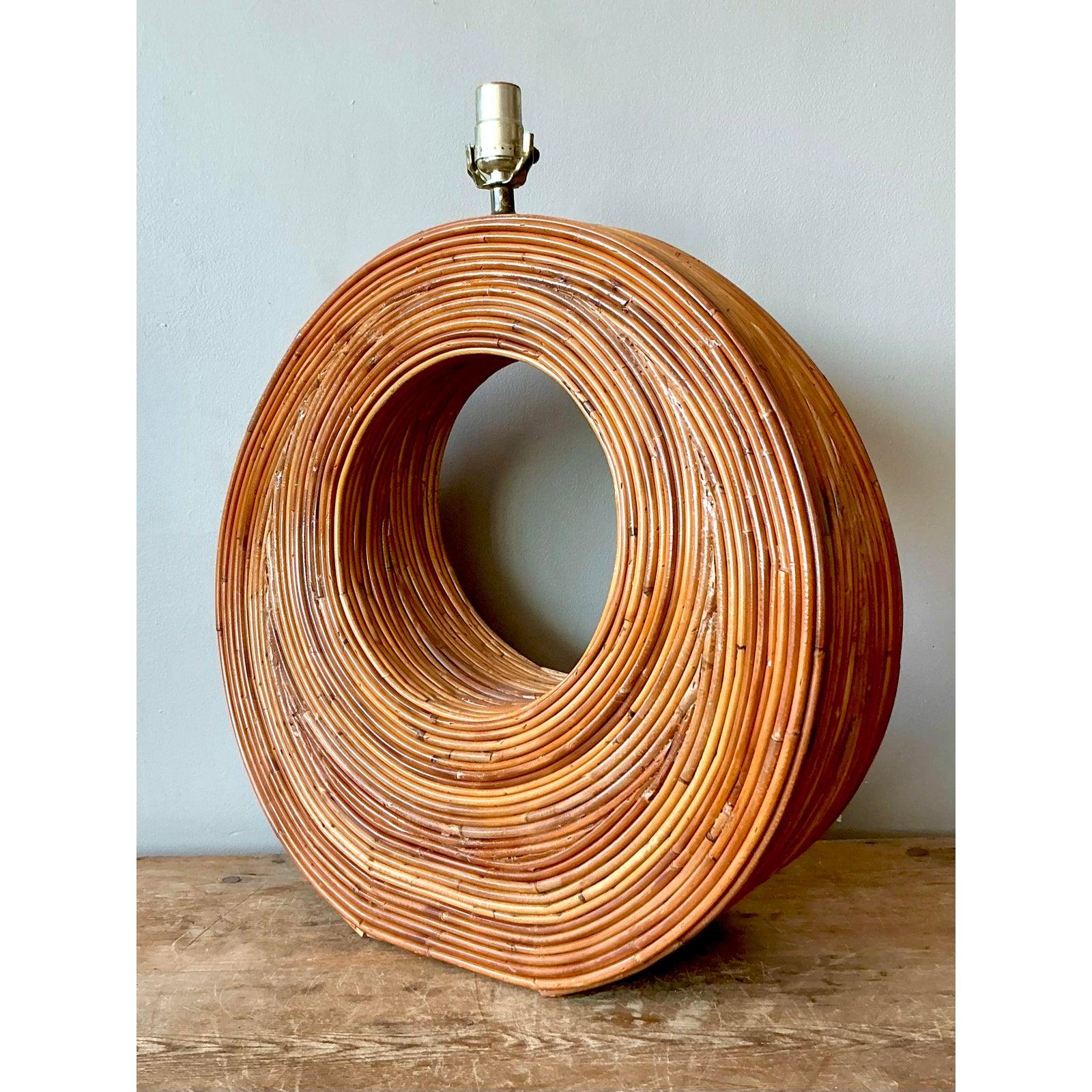Vintage Boho Monumental Pencil Reed Circle Lamp en vente 5