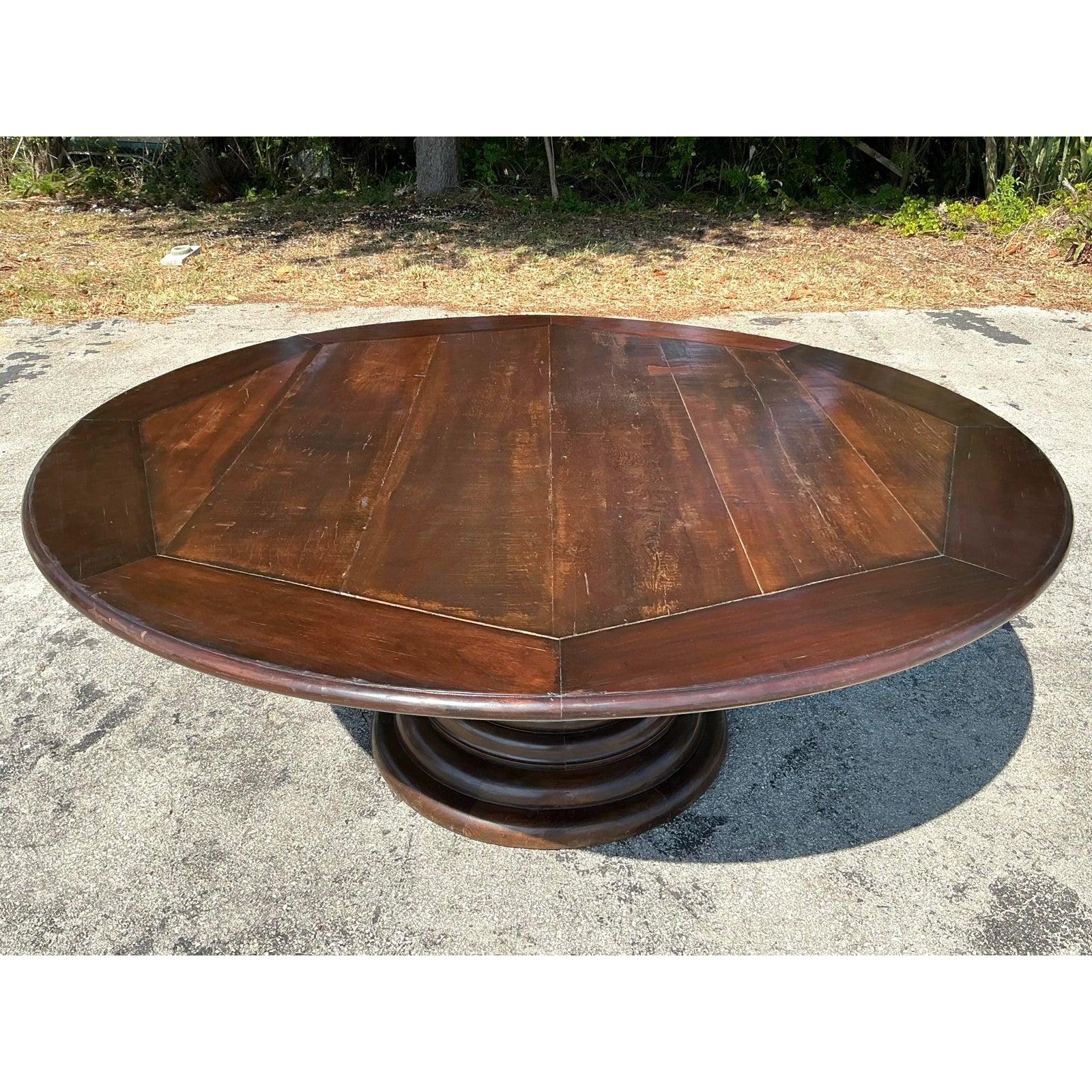 Bois Table de salle à manger bohème monumentale en bois de planches vintage en vente