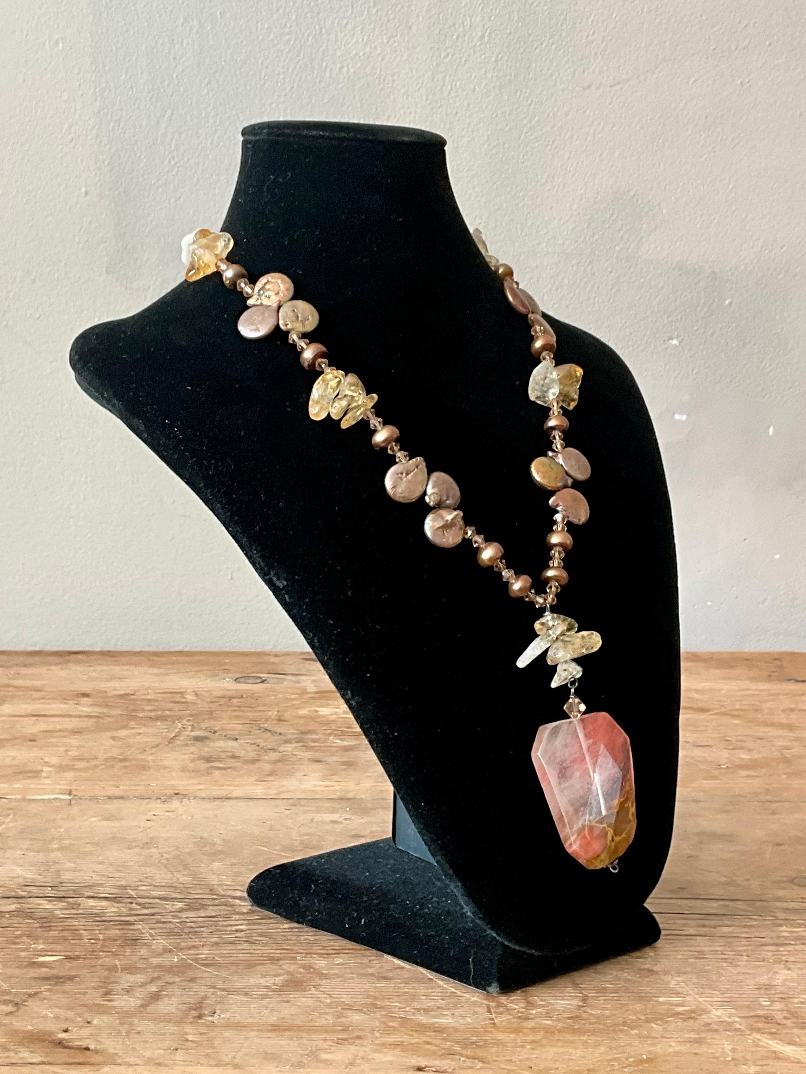 Collier Vintage Boho Multi-Pierres avec Pendentif en vente 5