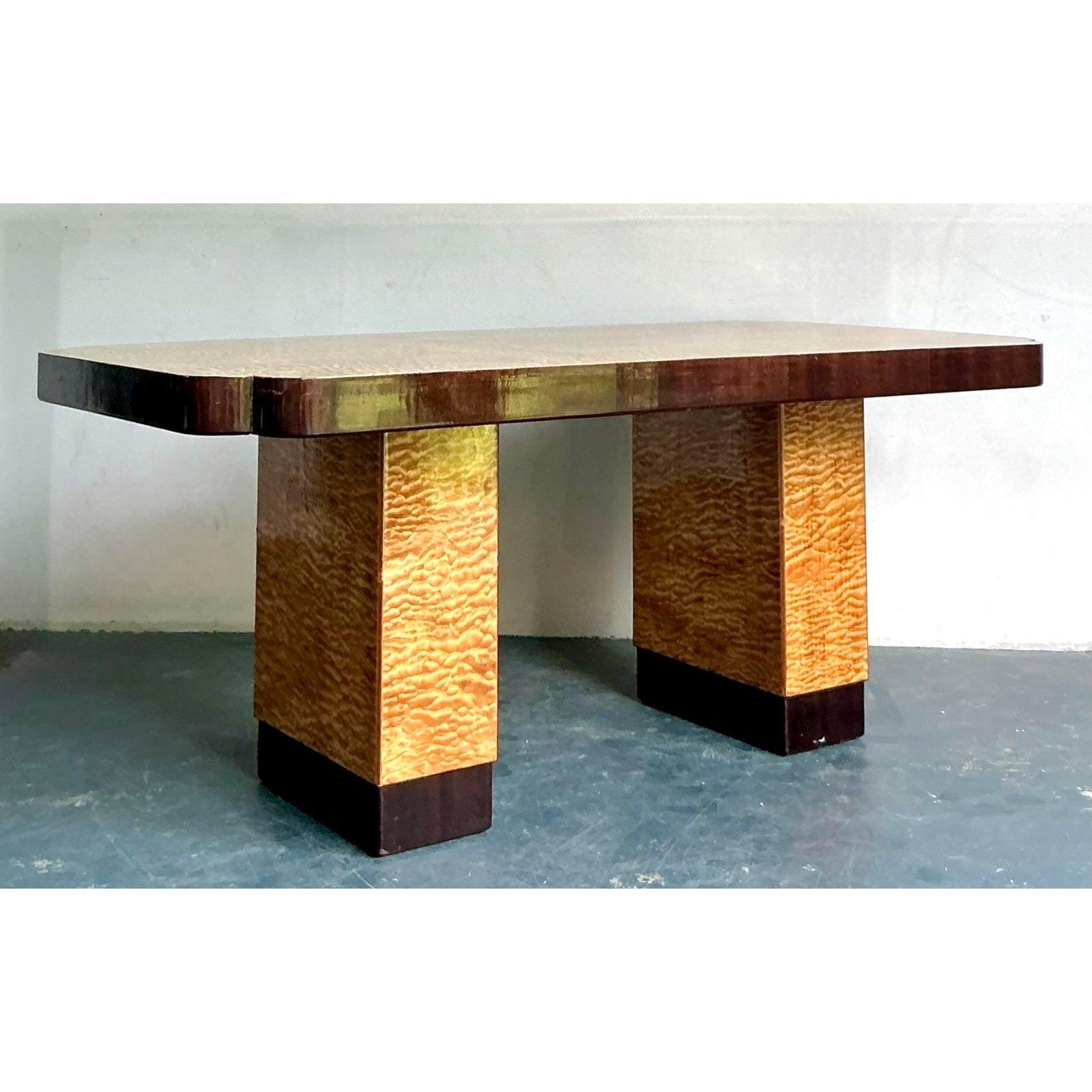 Érable Table de salle à manger vintage Boho en bois de ronce dentelé en vente