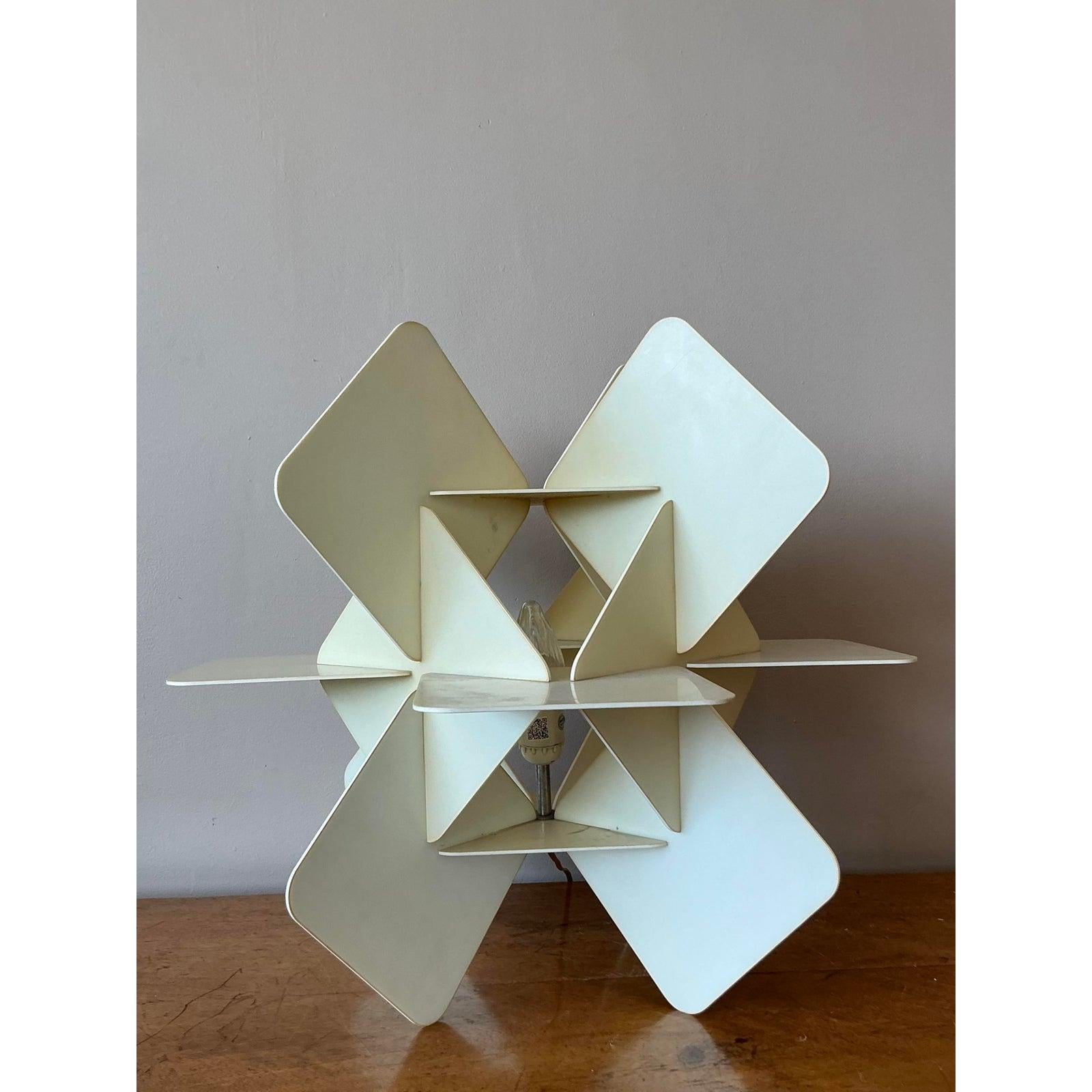 American Vintage Boho Origami Resin Table Lamp For Sale