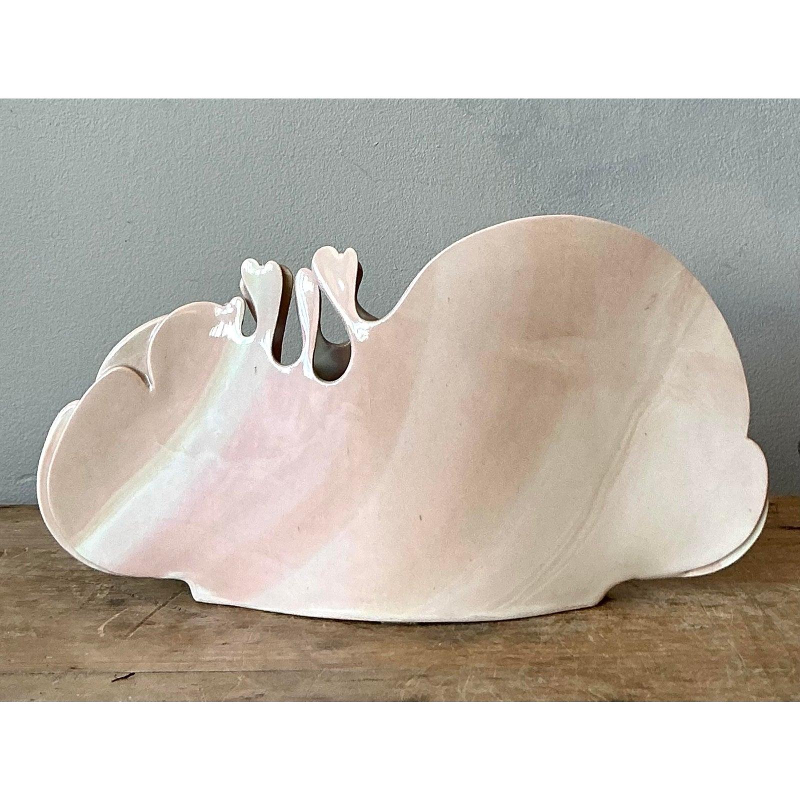 Vaso di Studio Pottery originale bohémien biomorfico d'epoca In condizioni buone in vendita a West Palm Beach, FL