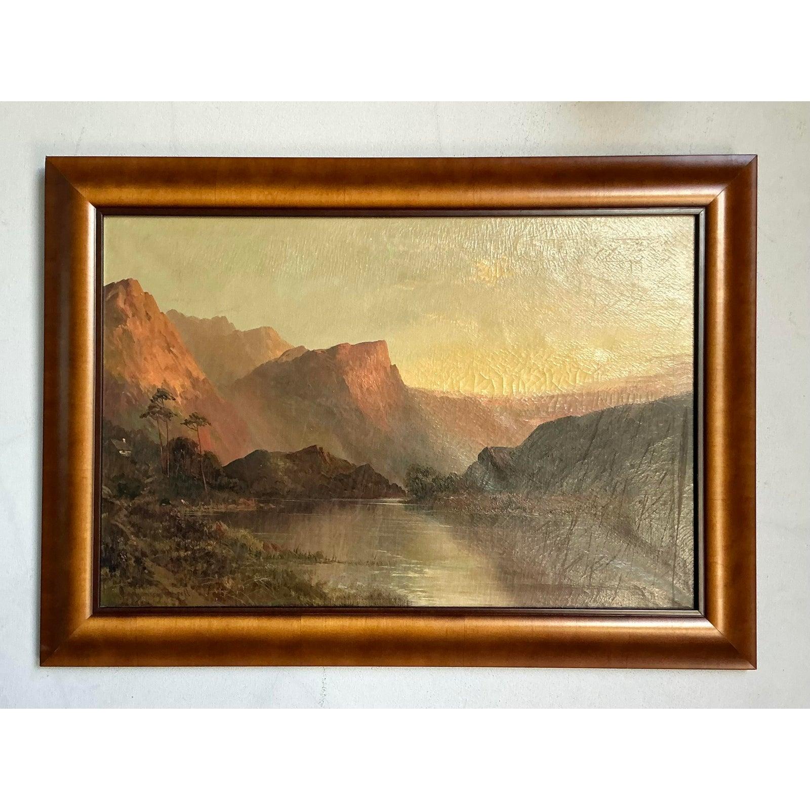 Dieses stimmungsvolle Ölgemälde fängt eine atemberaubend dramatische Szene ein, die an die romantischen Landschaften der Hudson River School-Künstler erinnert. Im Mittelpunkt der mit ausdrucksstarker Hand ausgeführten Komposition stehen hoch