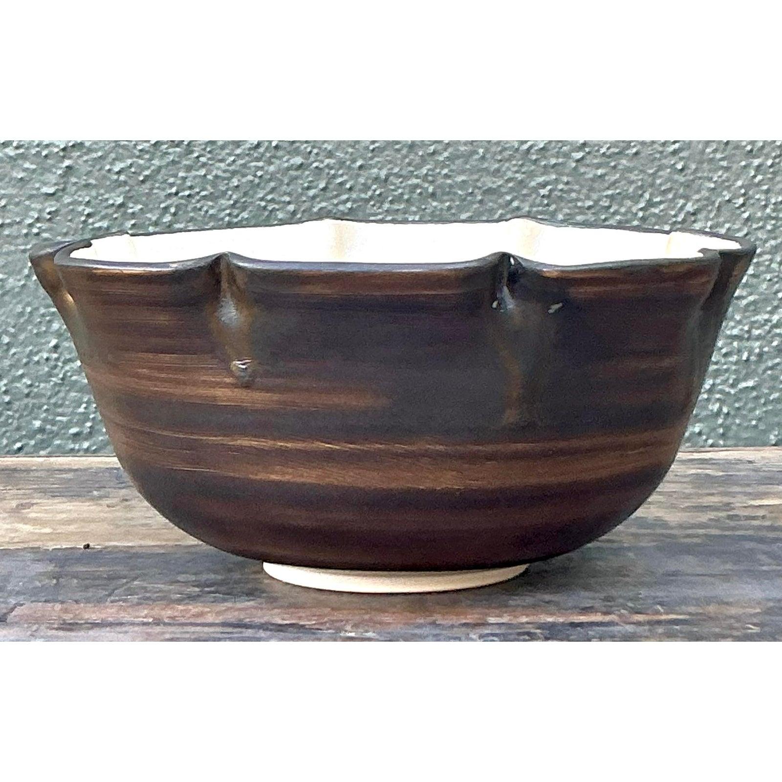 XX secolo Ciotola d'epoca Boho Original Studio Pottery Nipped Bowl in vendita