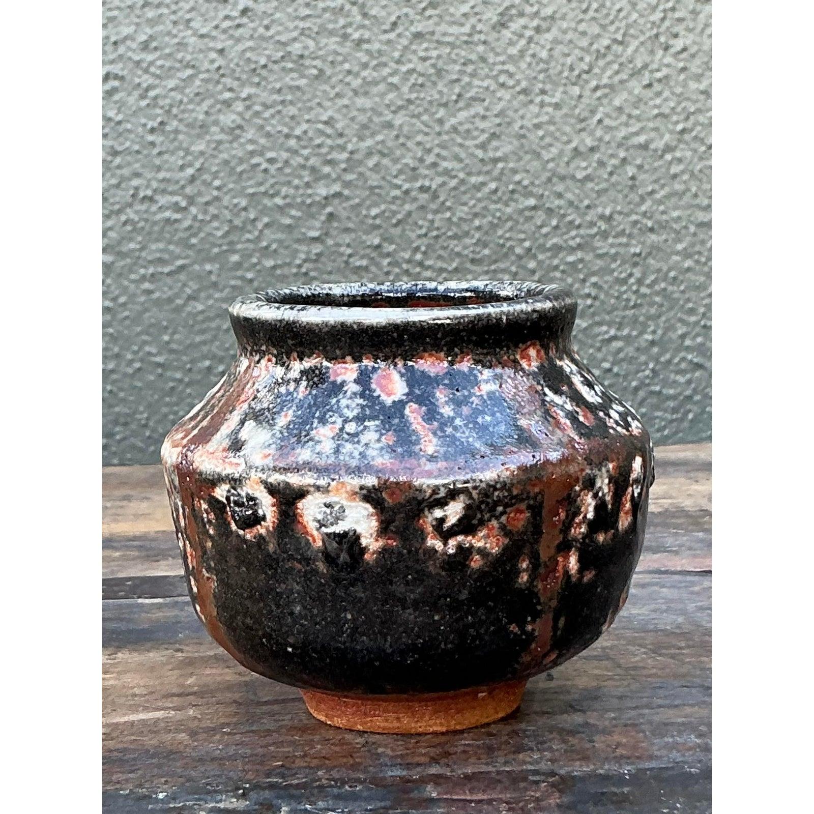 Vaso piccolo d'epoca Boho Original Studio Pottery In condizioni buone in vendita a West Palm Beach, FL