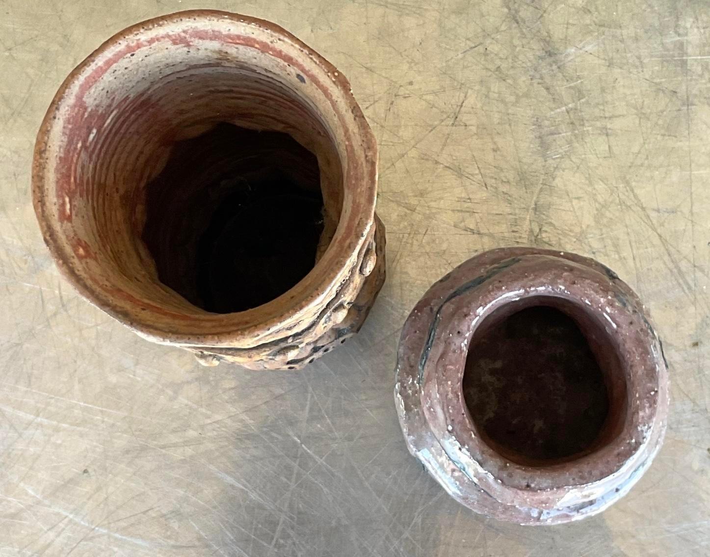 Jarrones Vintage Boho Original Studio Pottery - Lote de 2 en venta 1