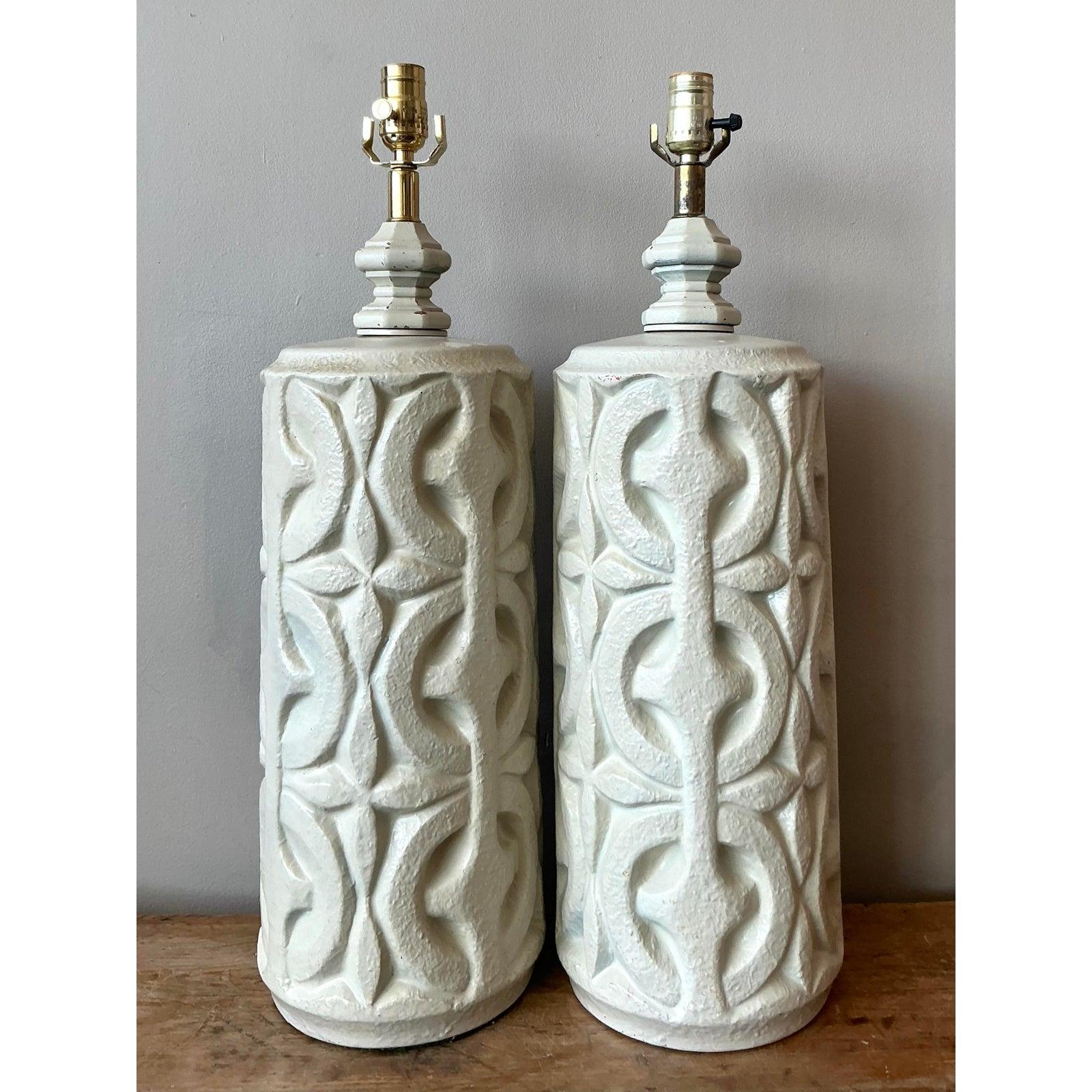 Américain Paire de lampes Vintage Boho en céramique peinte en vente