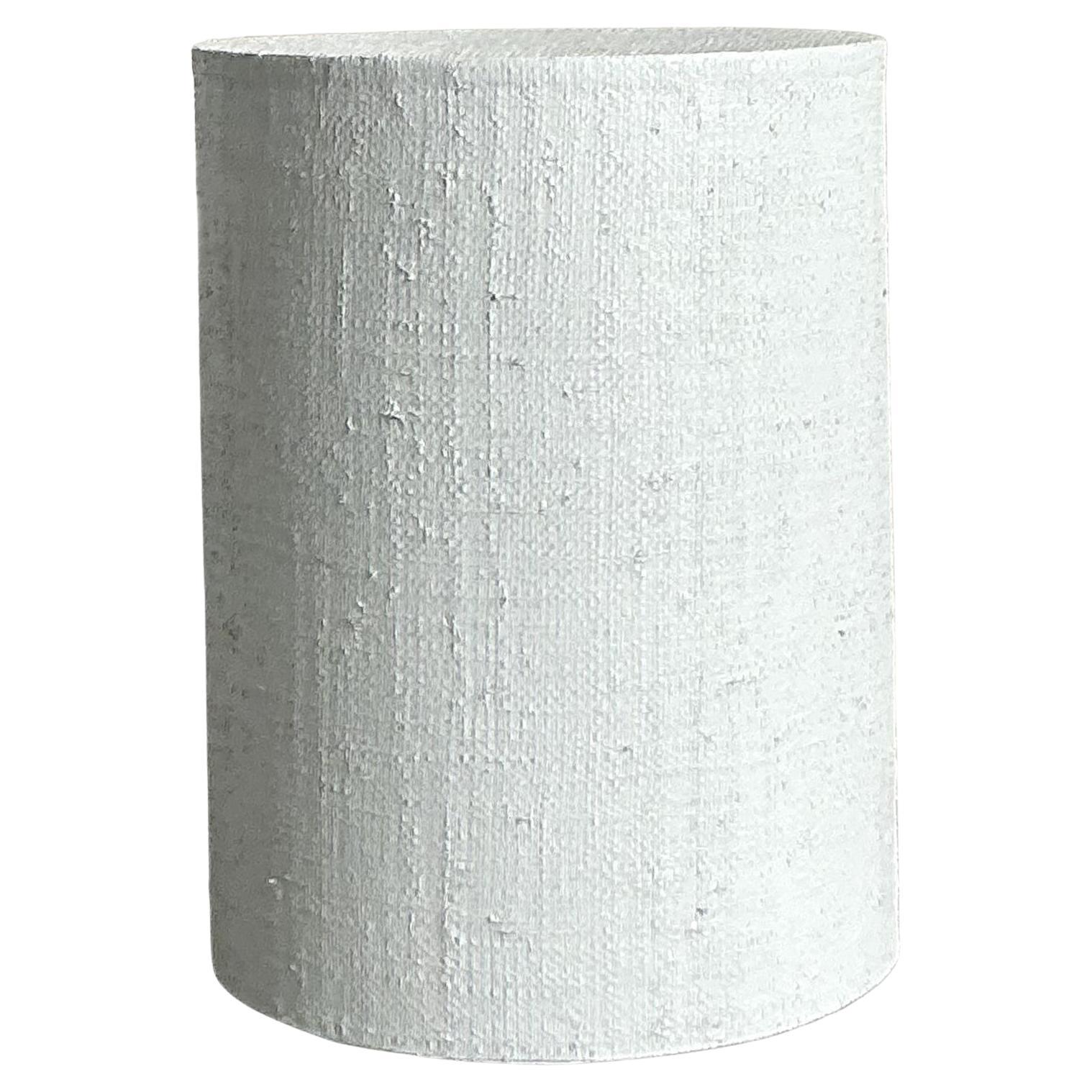 Vintage Boho Painted Grasscloth Side Table en venta