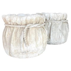 Paire de jardinières vintage en terre cuite peinte - une paire