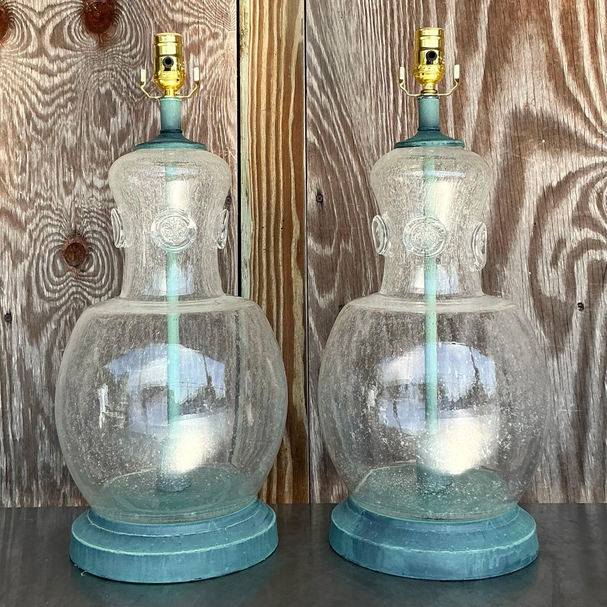 Américain Paire de lampes Boho en verre soufflé patiné en vente