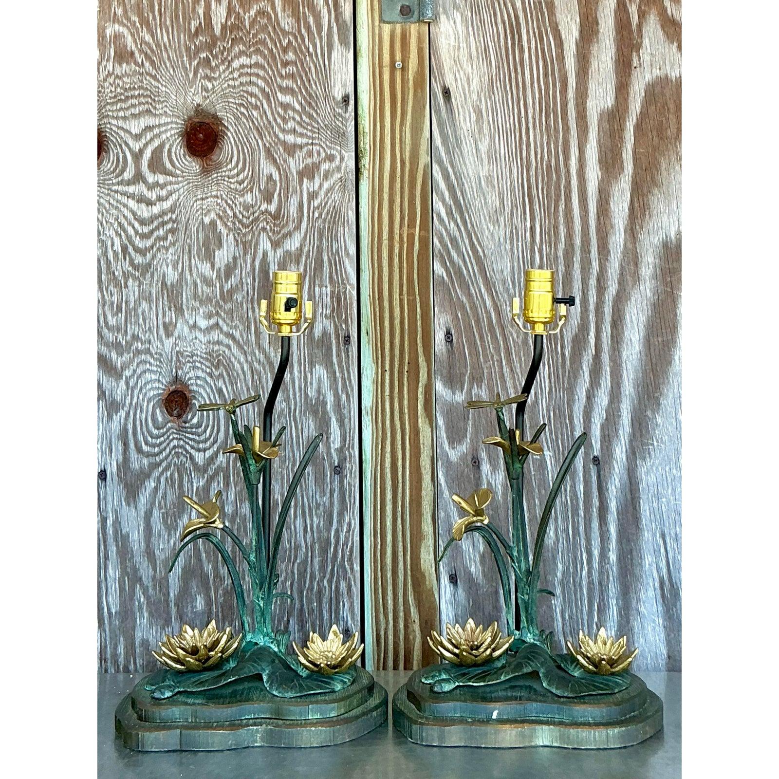 XX secolo Lampada a ninfea in bronzo patinato vintage Boho in vendita