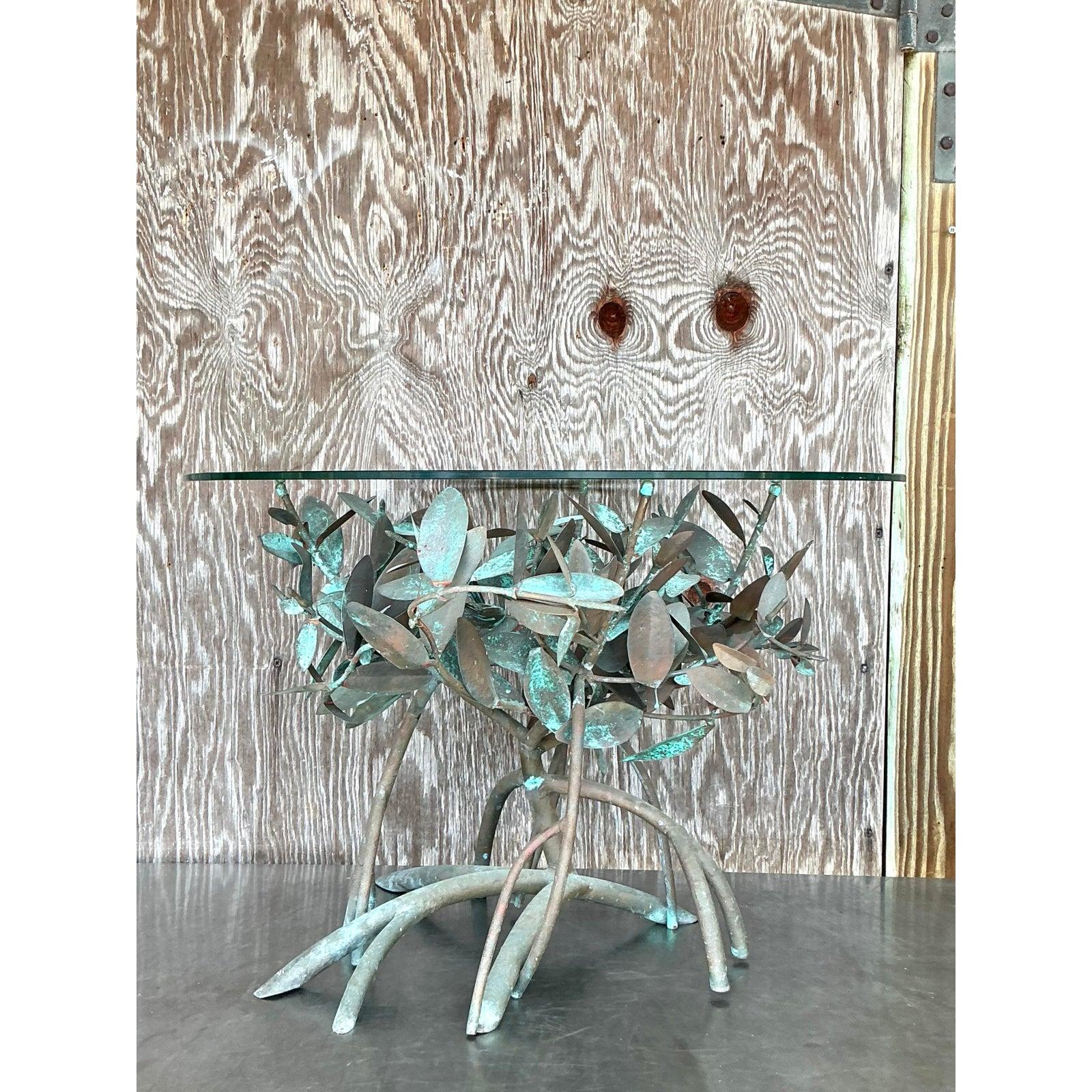 Table d'appoint Mangrove vintage Boho en cuivre patiné en vente 1