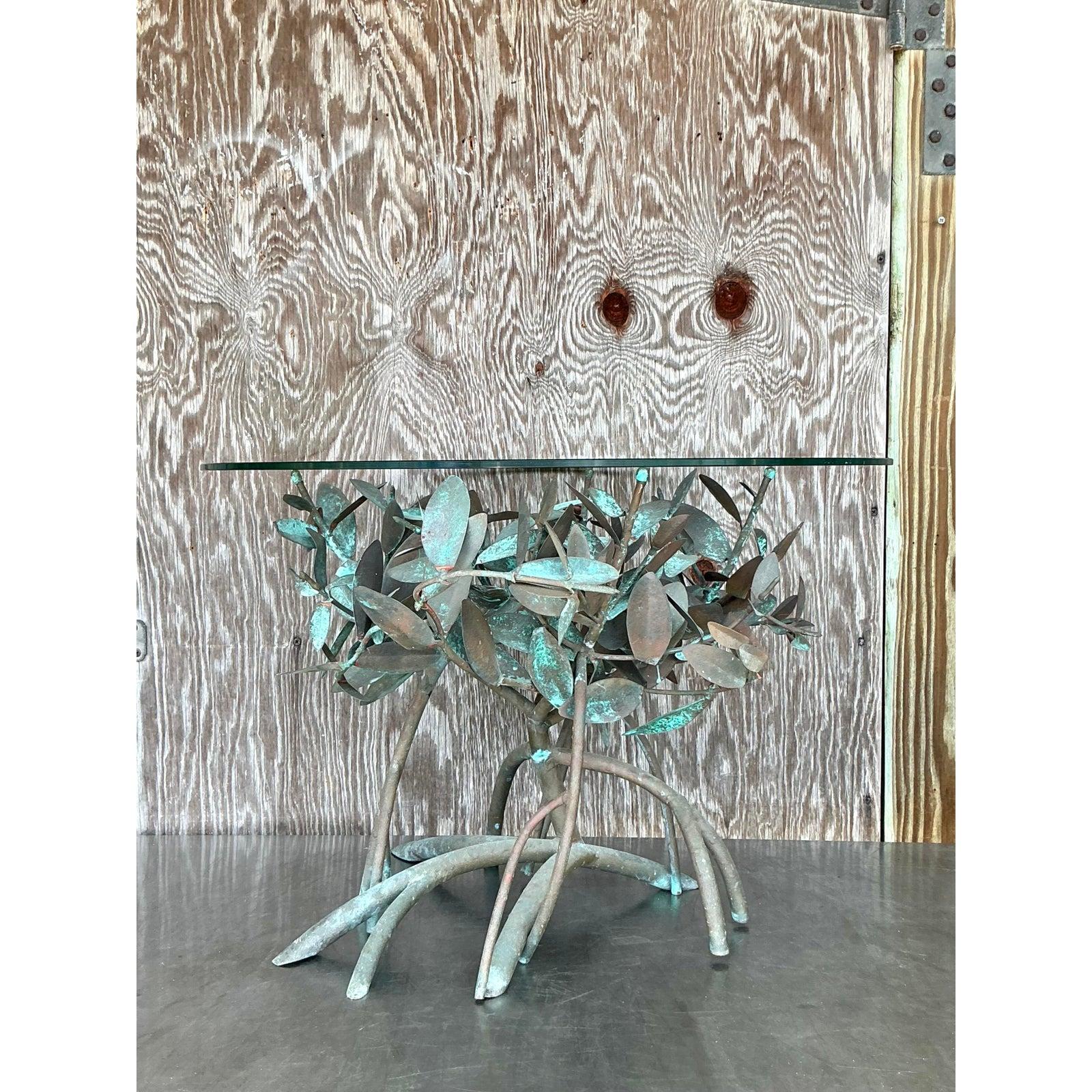 Table d'appoint Mangrove vintage Boho en cuivre patiné en vente 2