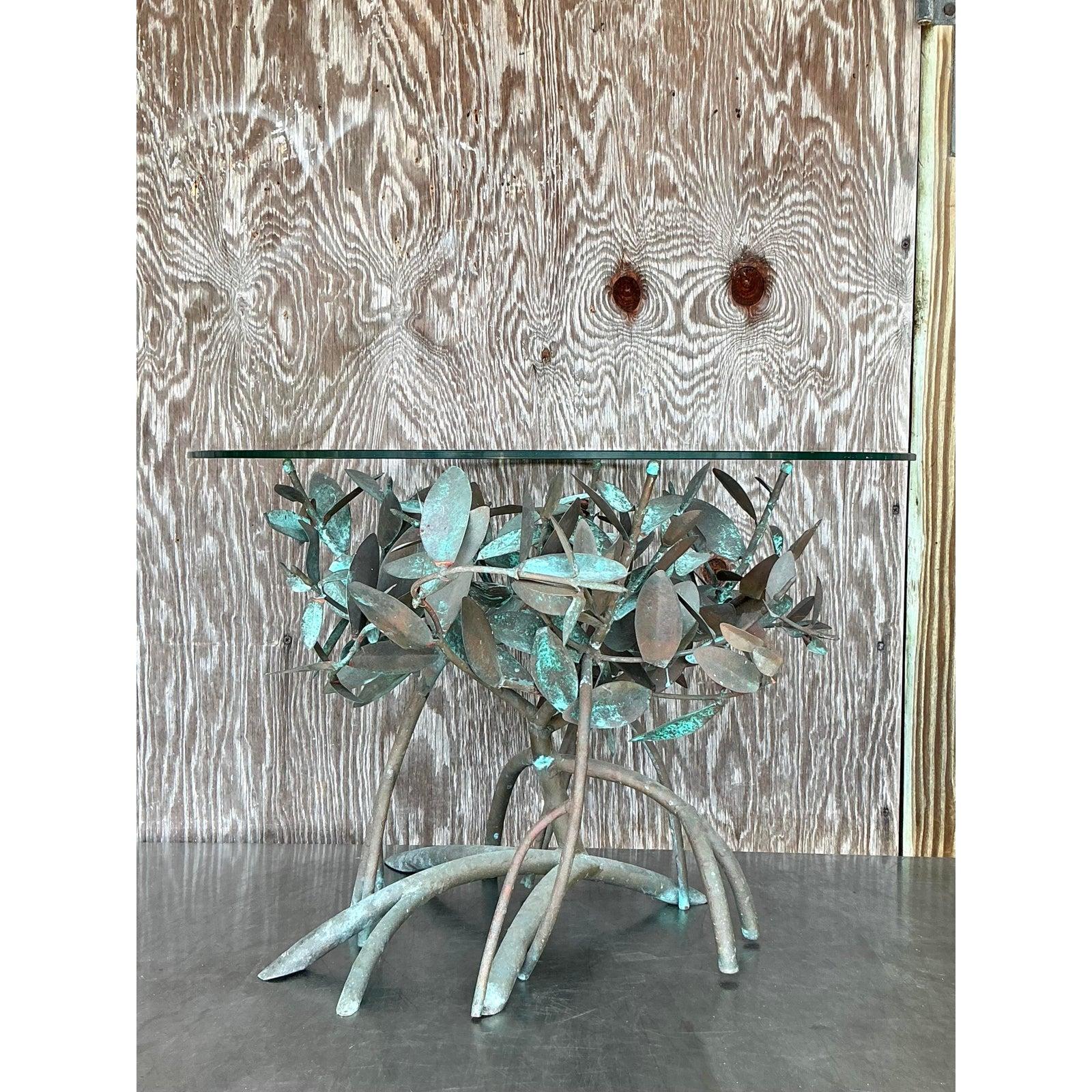 Table d'appoint Mangrove vintage Boho en cuivre patiné en vente 3