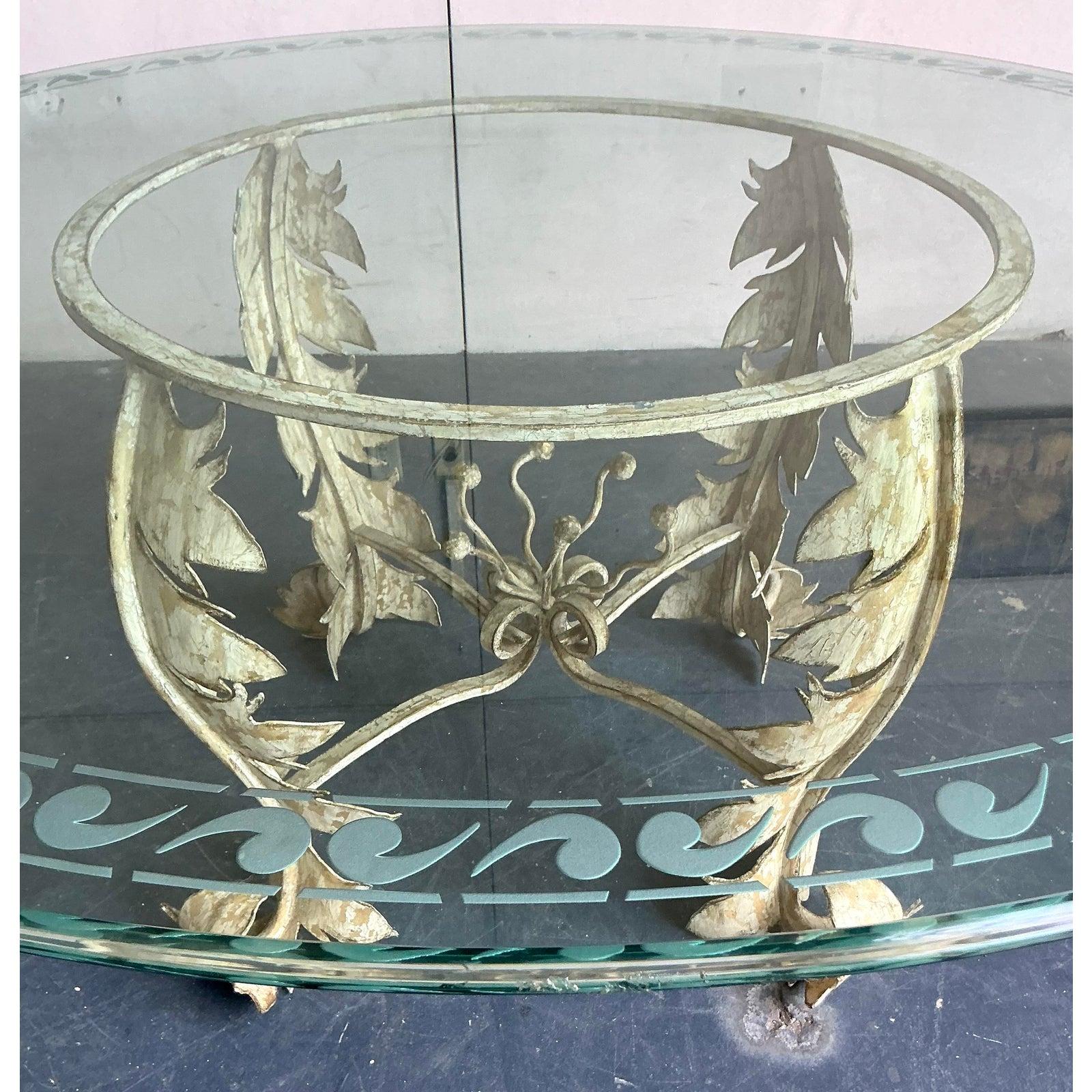Table de salle à manger vintage en fer patiné Boho avec plateau en verre gravé en vente 4