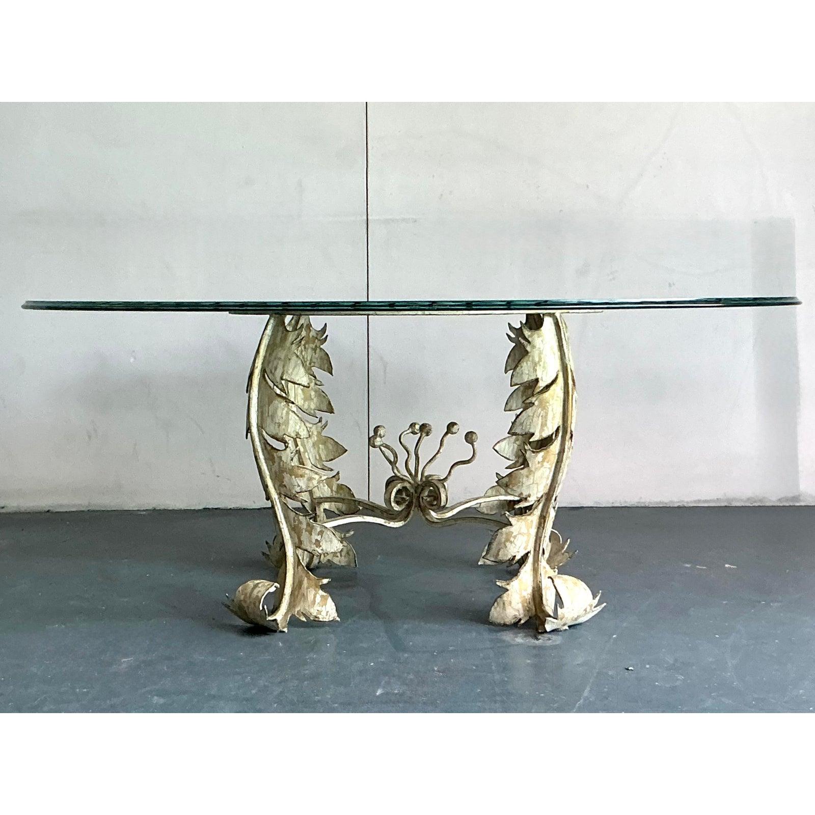Table de salle à manger vintage en fer patiné Boho avec plateau en verre gravé en vente 5
