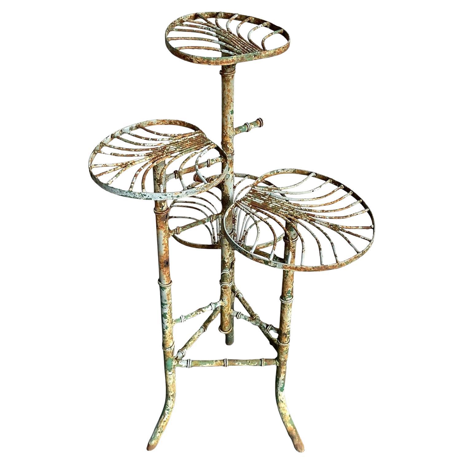 Vintage Boho Patinated Leaf Pflanzenständer
