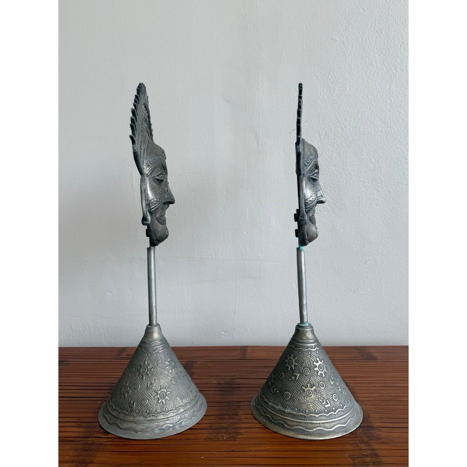 XX secolo Statue di Dio del Sole Patinate Boho d'epoca - Set di 2 in vendita
