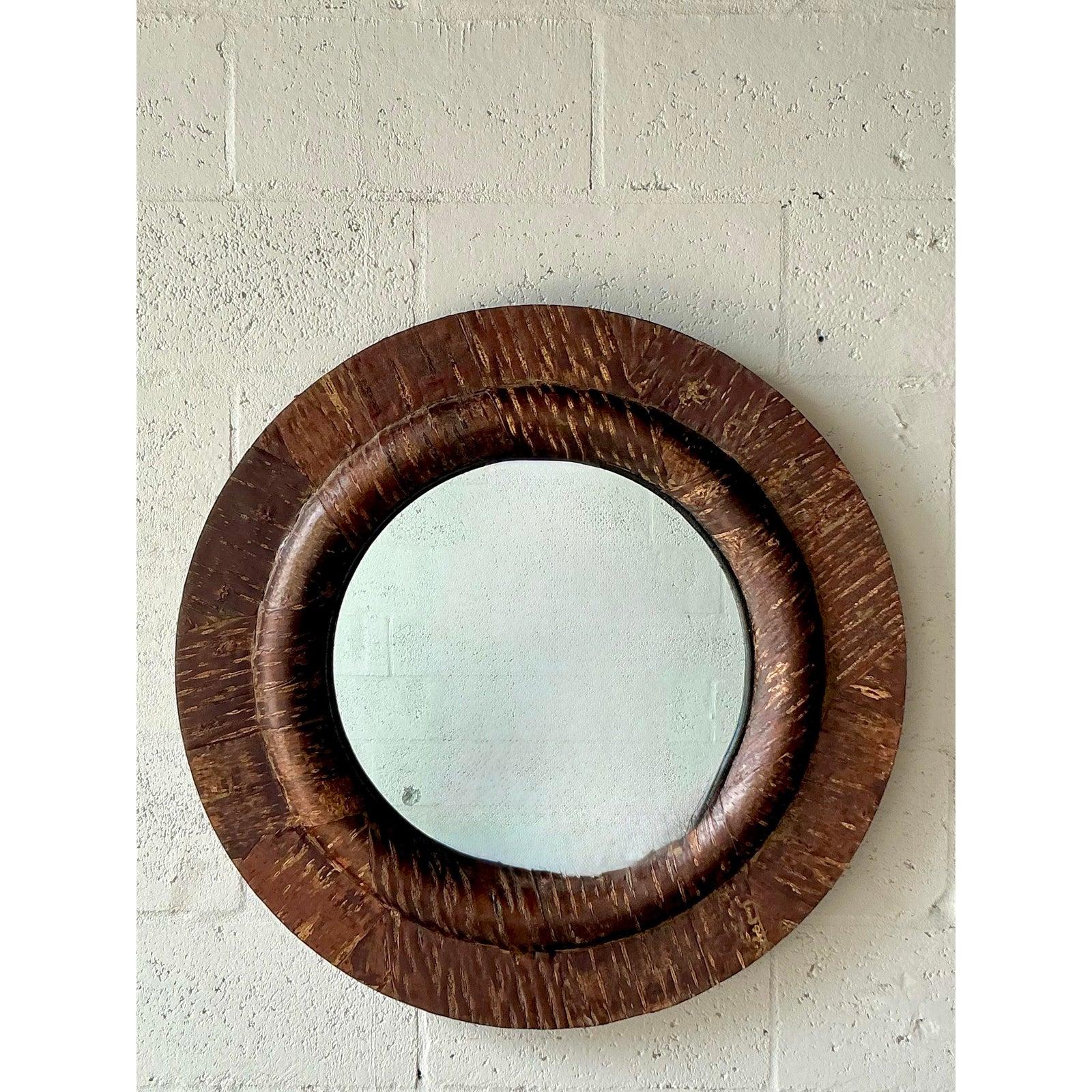Espejo Vintage Boho de Madera Patinada en Bueno estado para la venta en West Palm Beach, FL