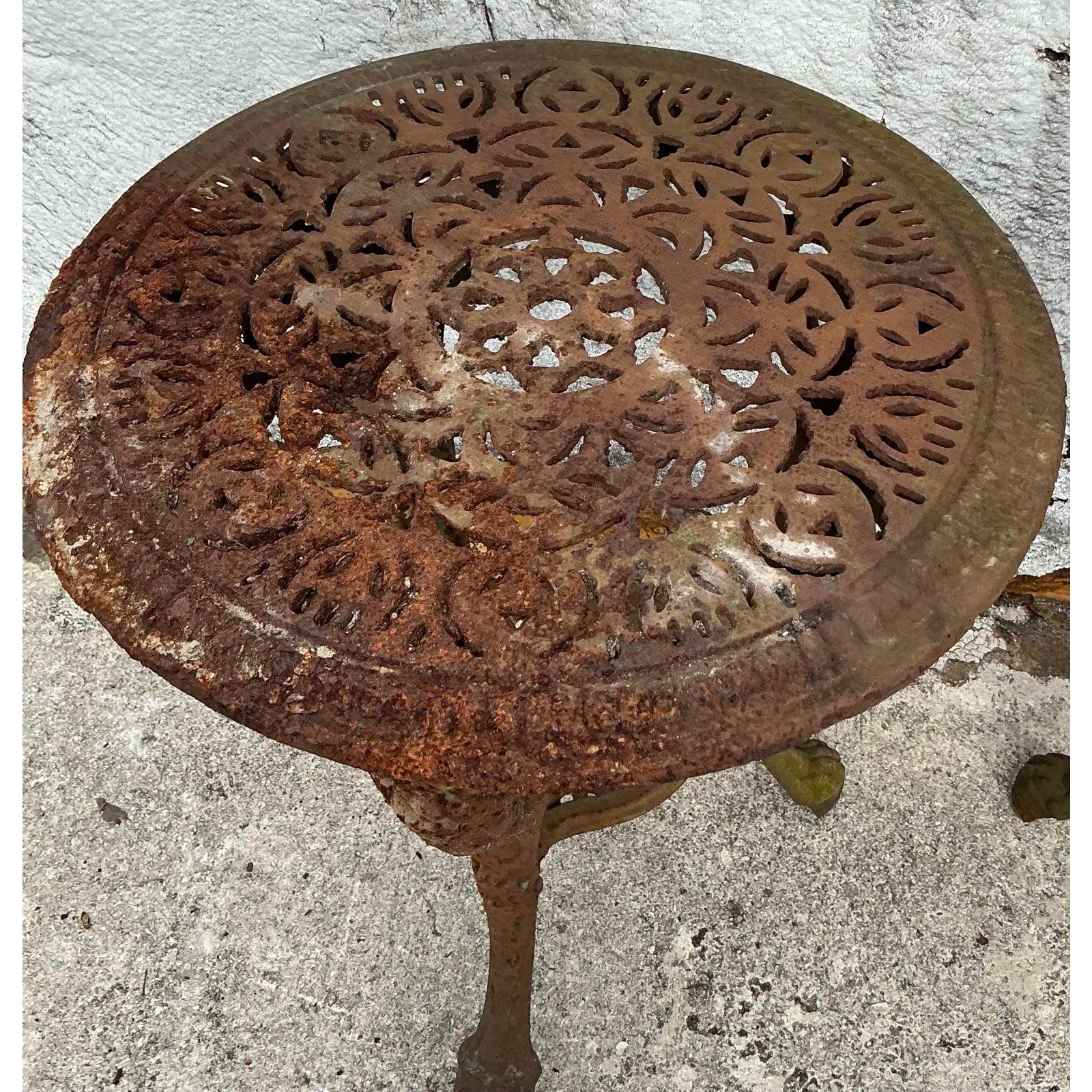 Vintage Boho patiniert Schmiedeeisen Tische - ein Paar im Angebot 6