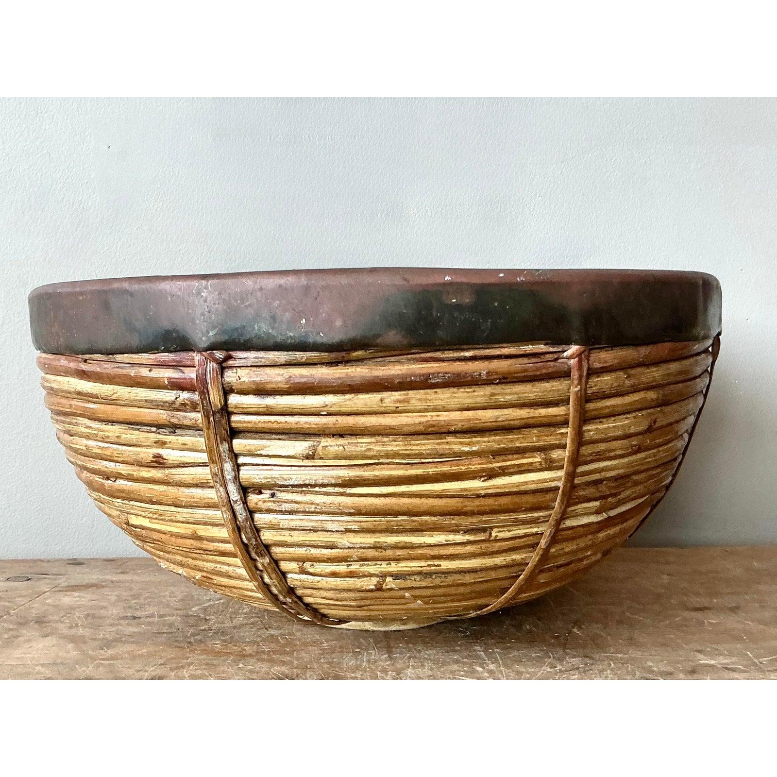 Philippin Boule de roseau à crayon Vintage Boho avec bandeau en métal en vente