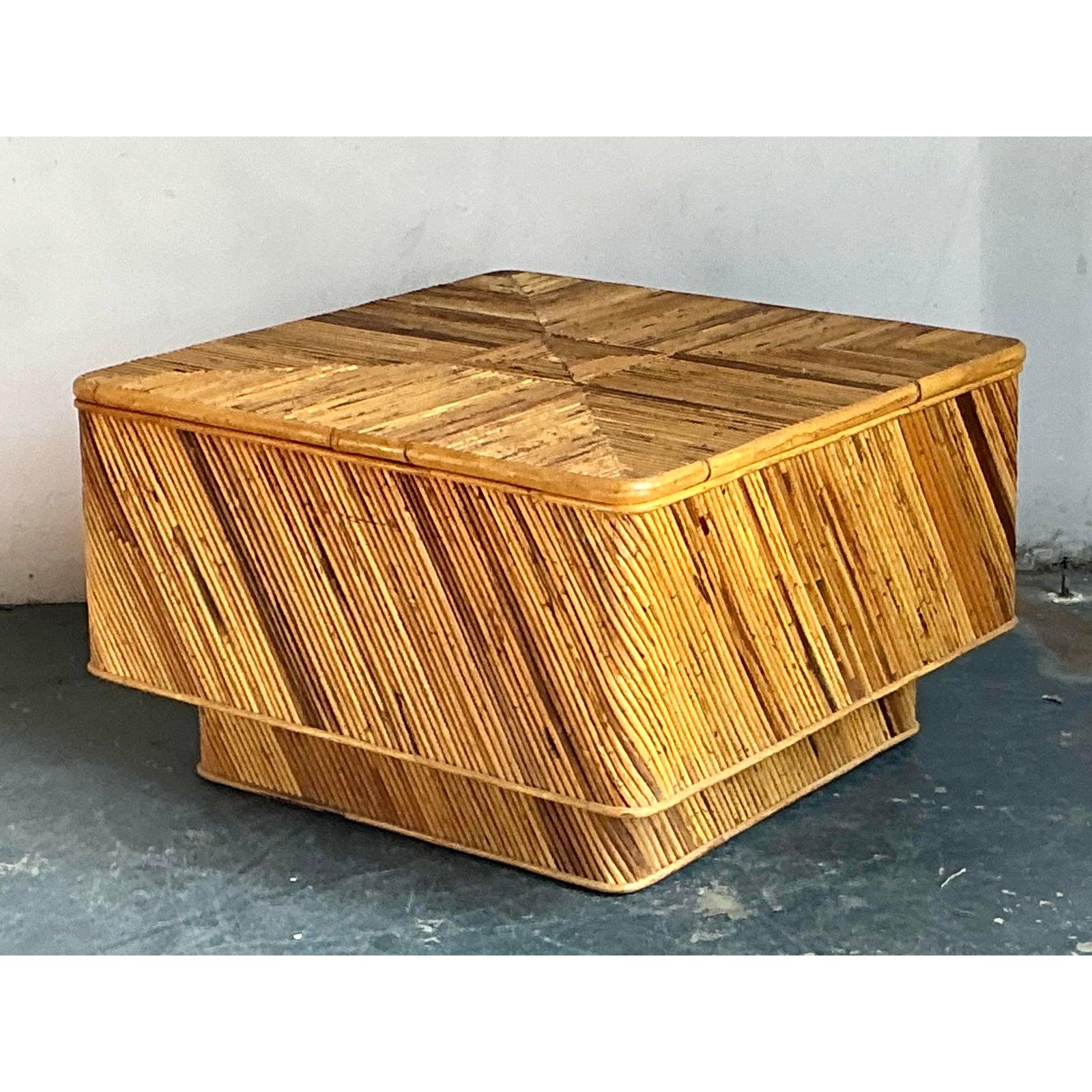 Table basse vintage Boho en forme de canne à crayon en vente 4