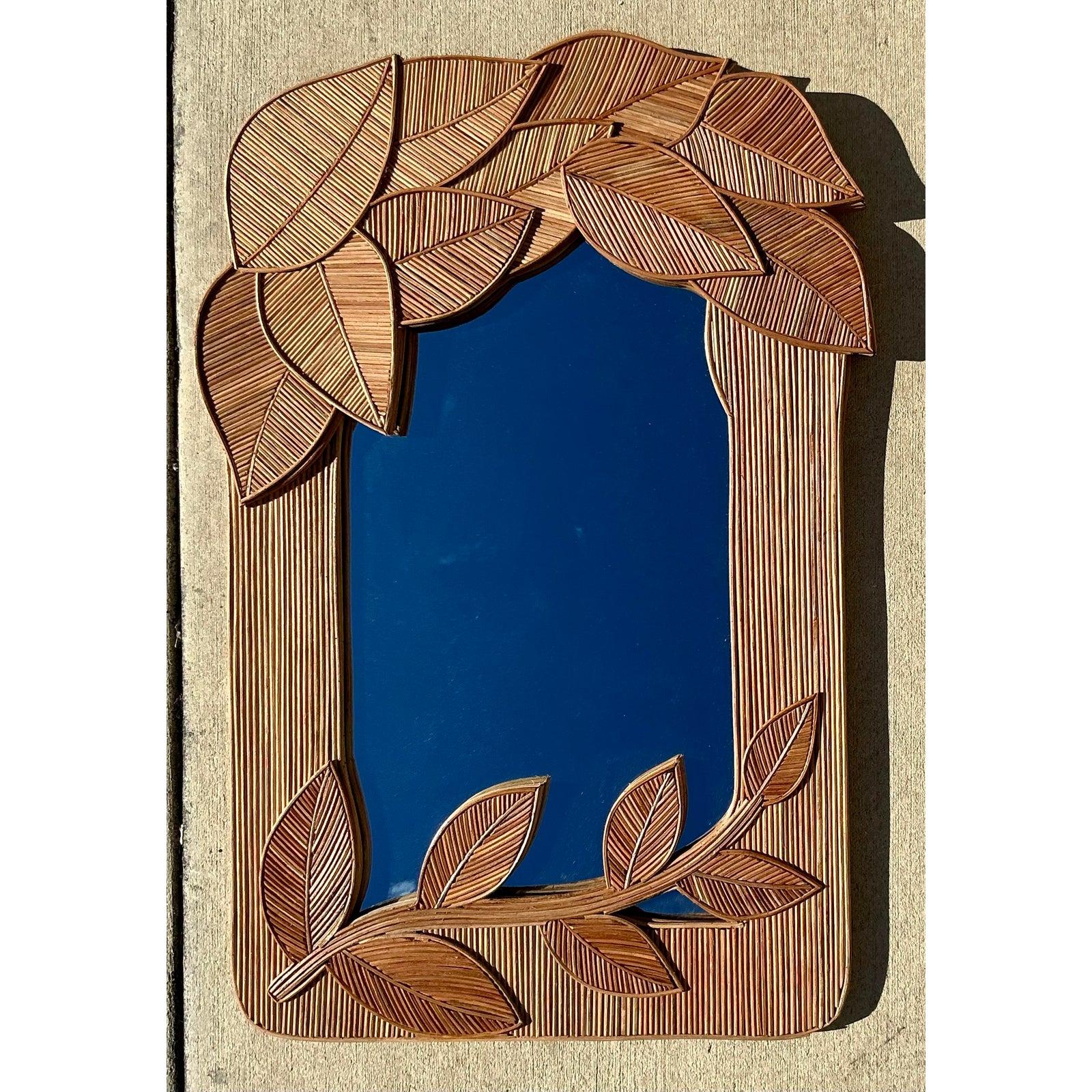 Specchio vintage con foglie di canna di Boho dopo Crespi In condizioni buone in vendita a West Palm Beach, FL