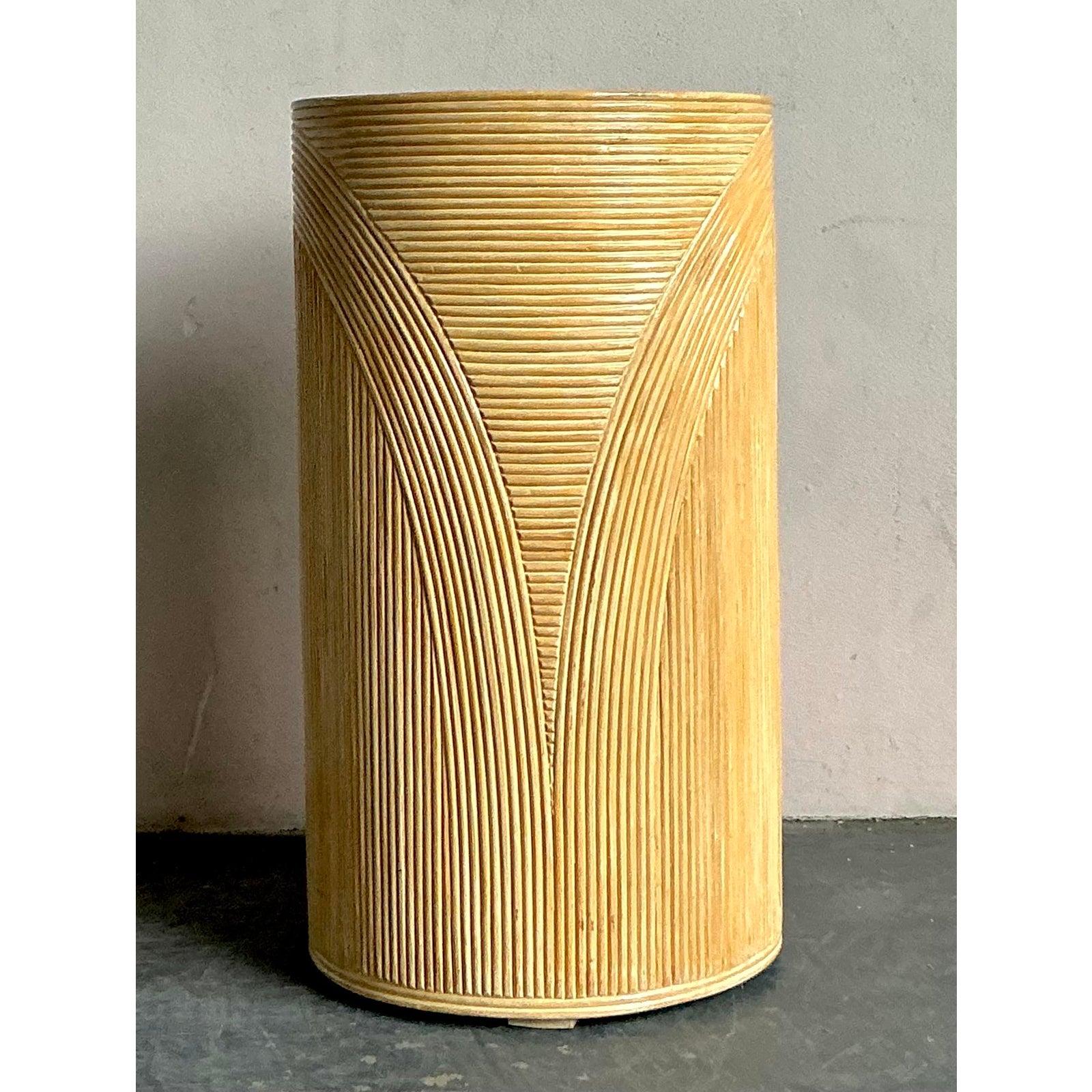 Vintage Boho Pencil Reed Pedestal In Good Condition For Sale In West Palm Beach, FL