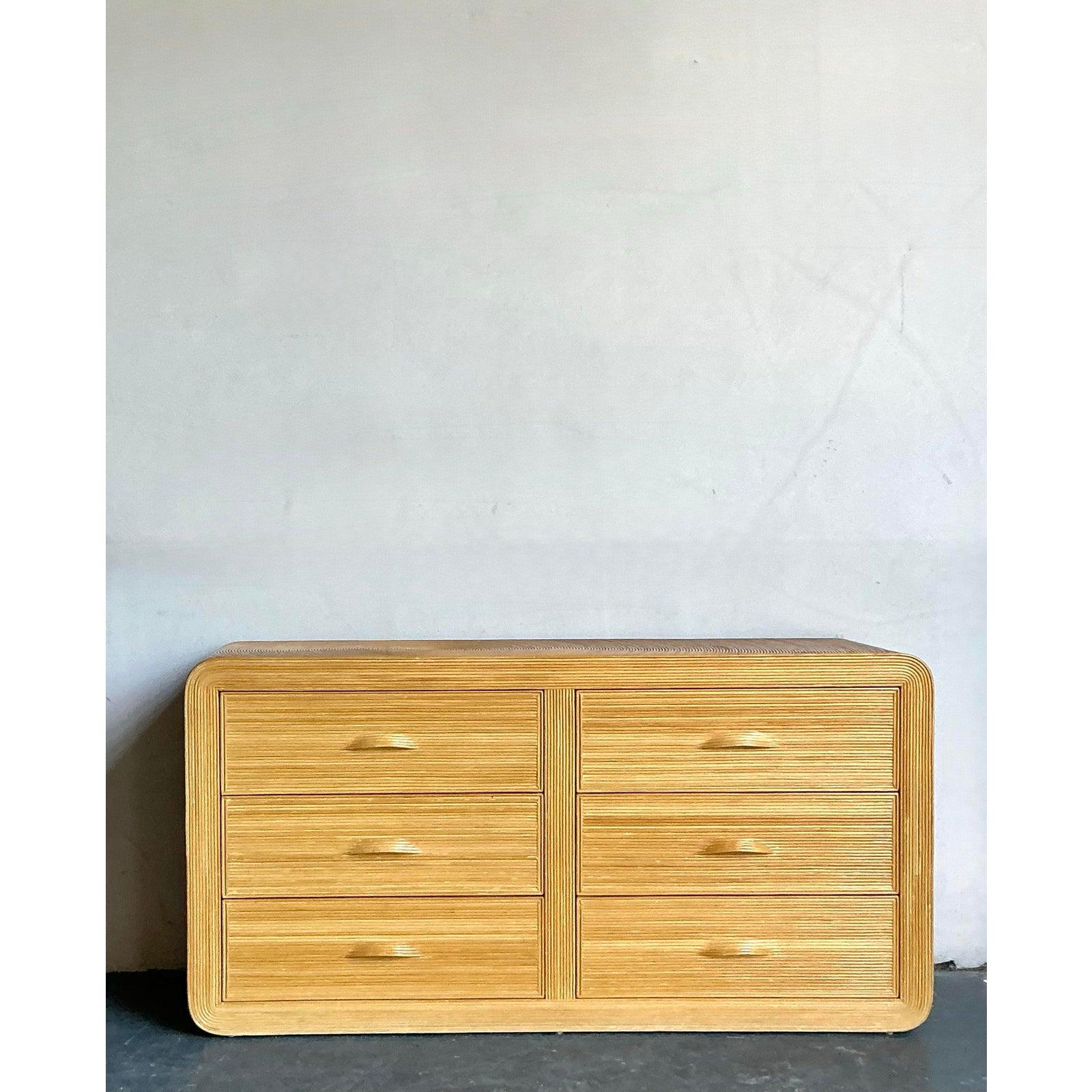 XX secolo Cassettiera a cascata in stile bohémien con canne a matita in vendita