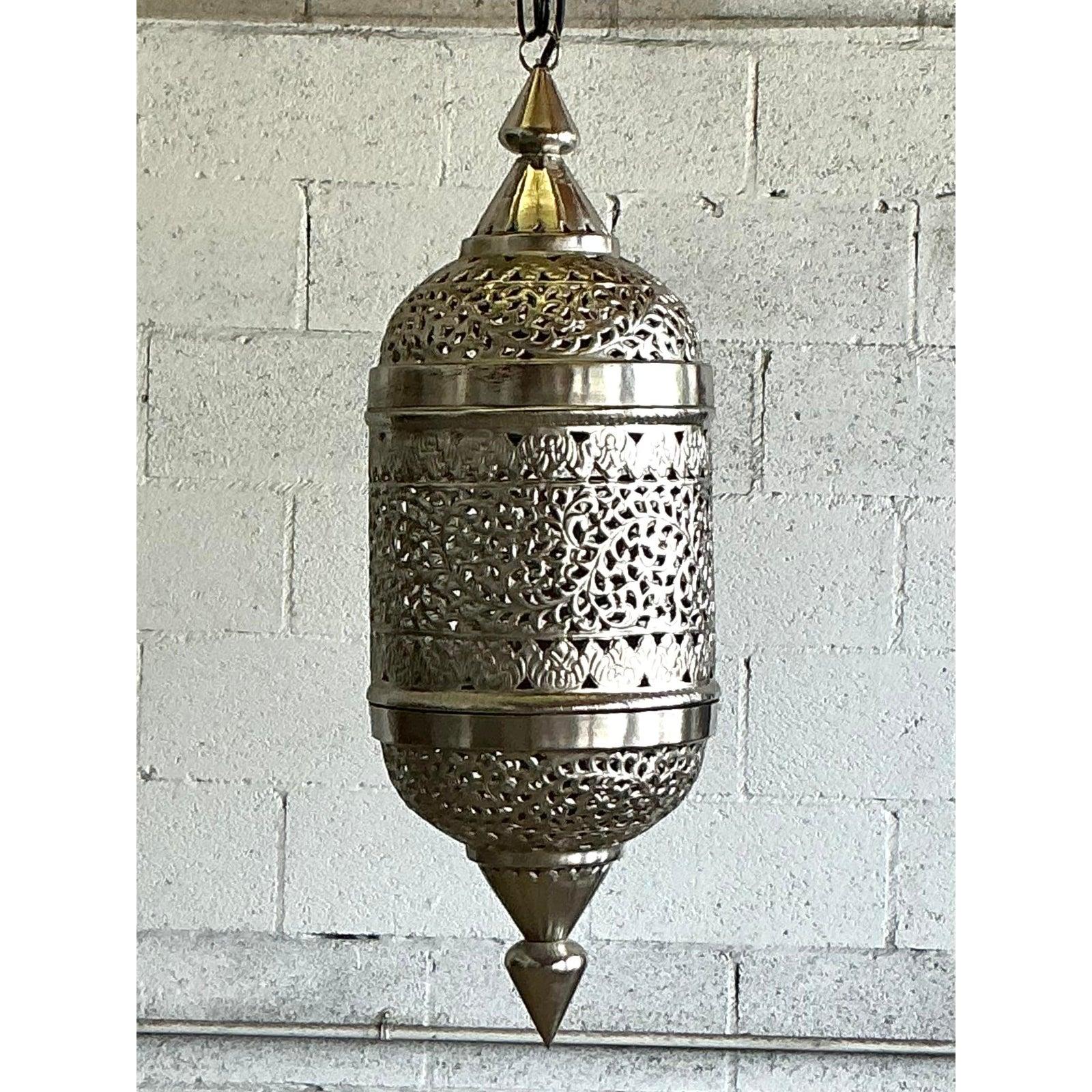 XX secolo Lanterna marocchina in metallo traforato Vintage By in vendita