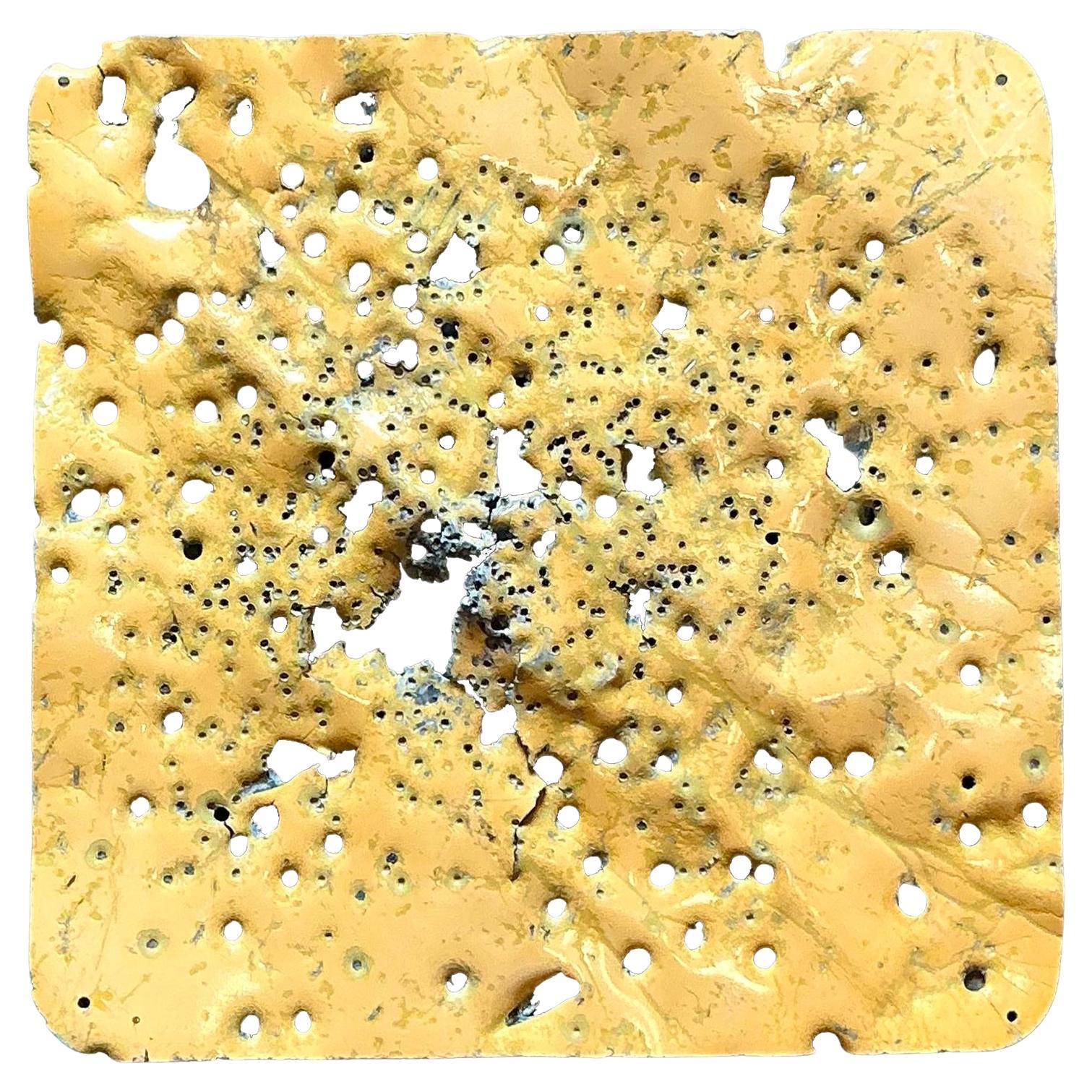 Vintage Boho durchbohrt Metall Wandskulptur im Angebot