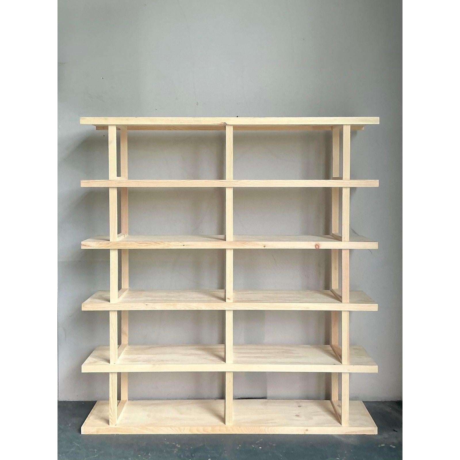 XX secolo Vintage Boho Pine Etagere Etagere in vendita
