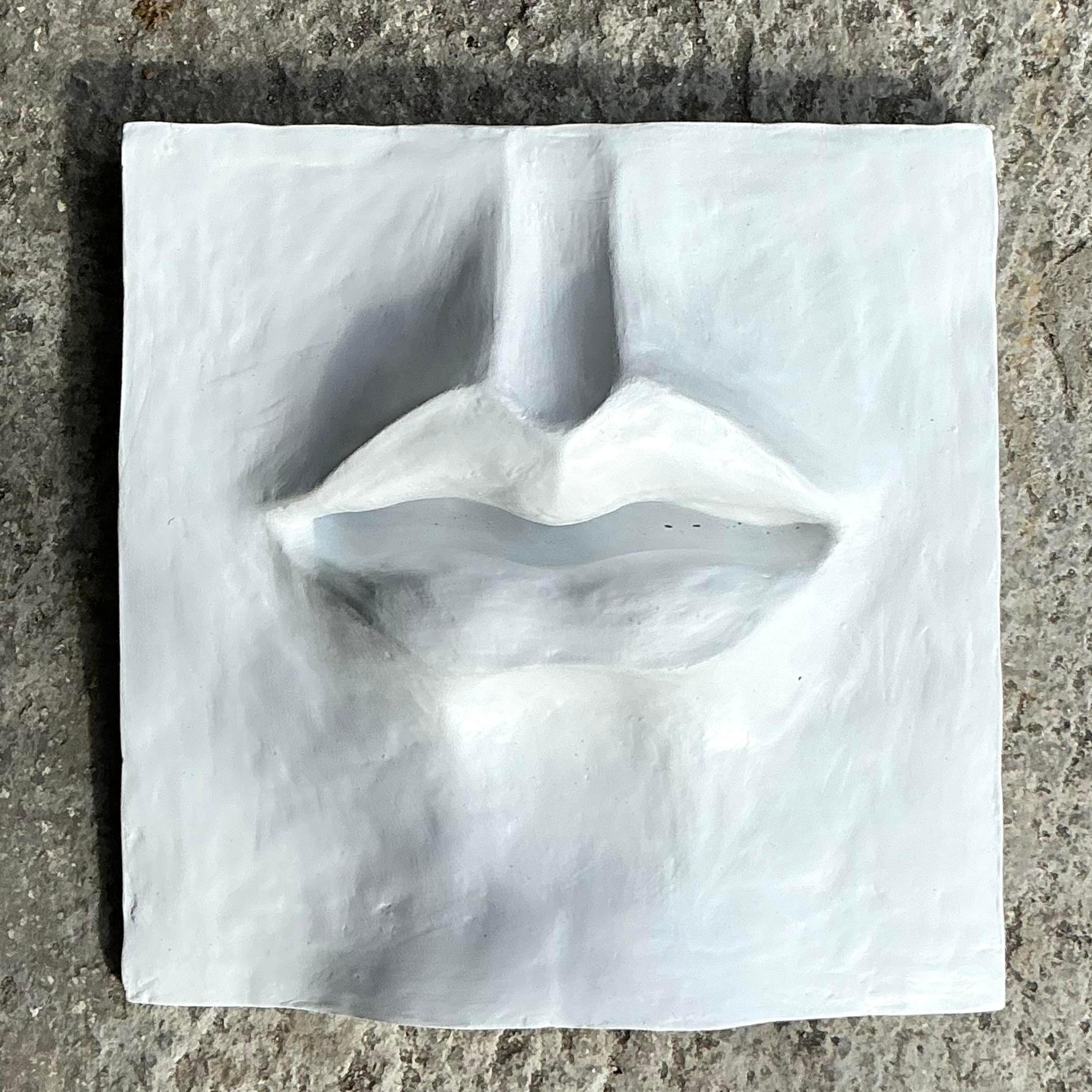 Minimalismo Rilievo labbra in gesso Vintage By in vendita