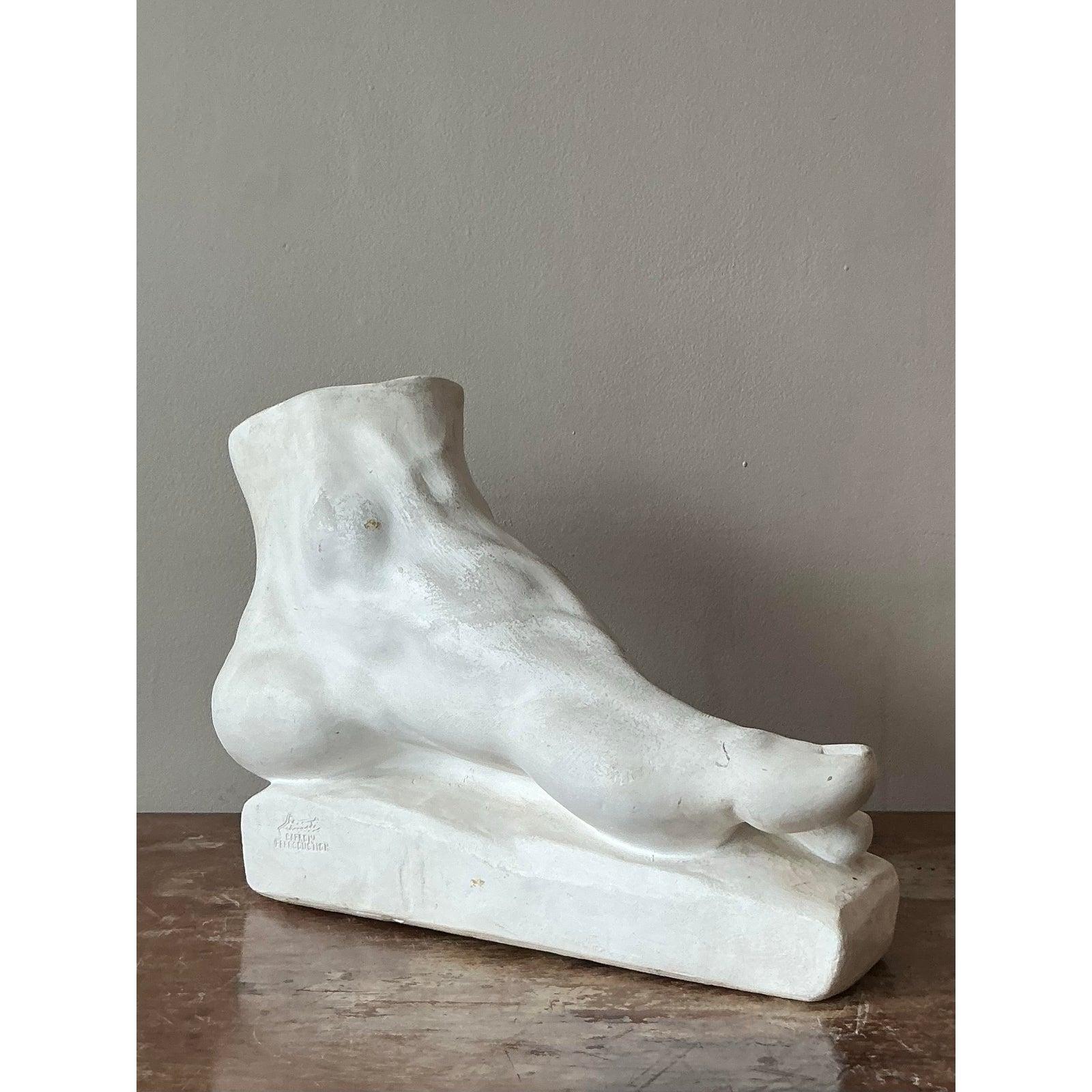 Scultura in gesso di piede Vintage By In condizioni buone in vendita a West Palm Beach, FL