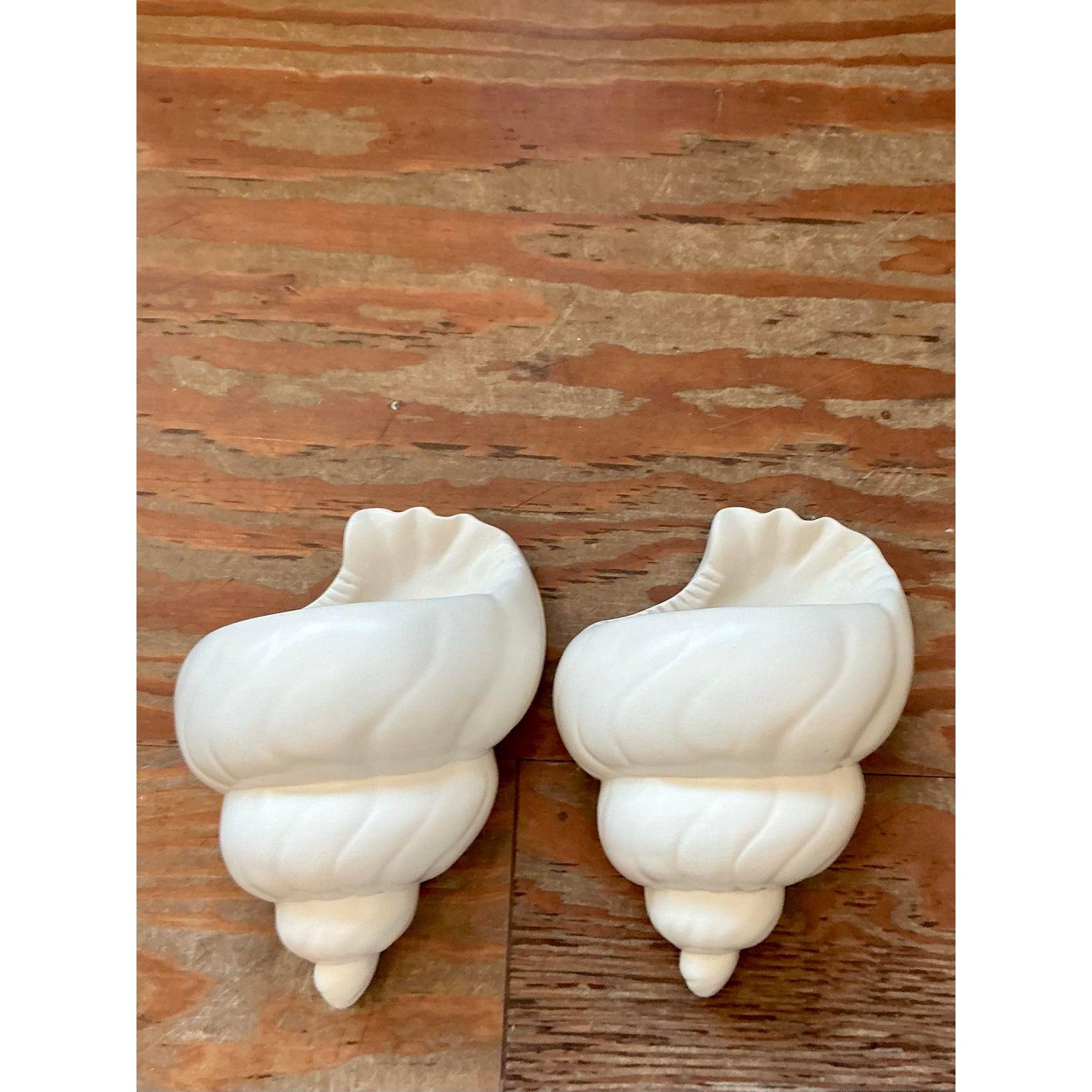 Vintage Boho Plaster Shell Light Sconce - A Pair In Good Condition For Sale In West Palm Beach, FL