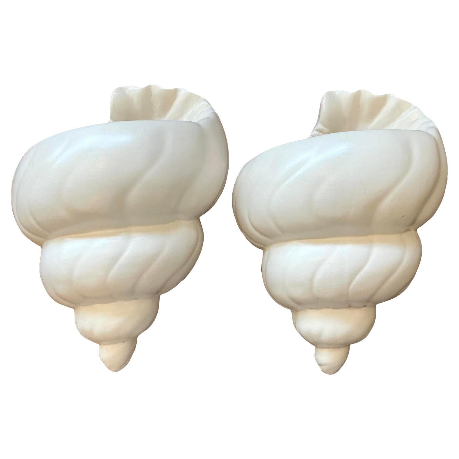 Sconcerto a conchiglia in gesso vintage - Una coppia