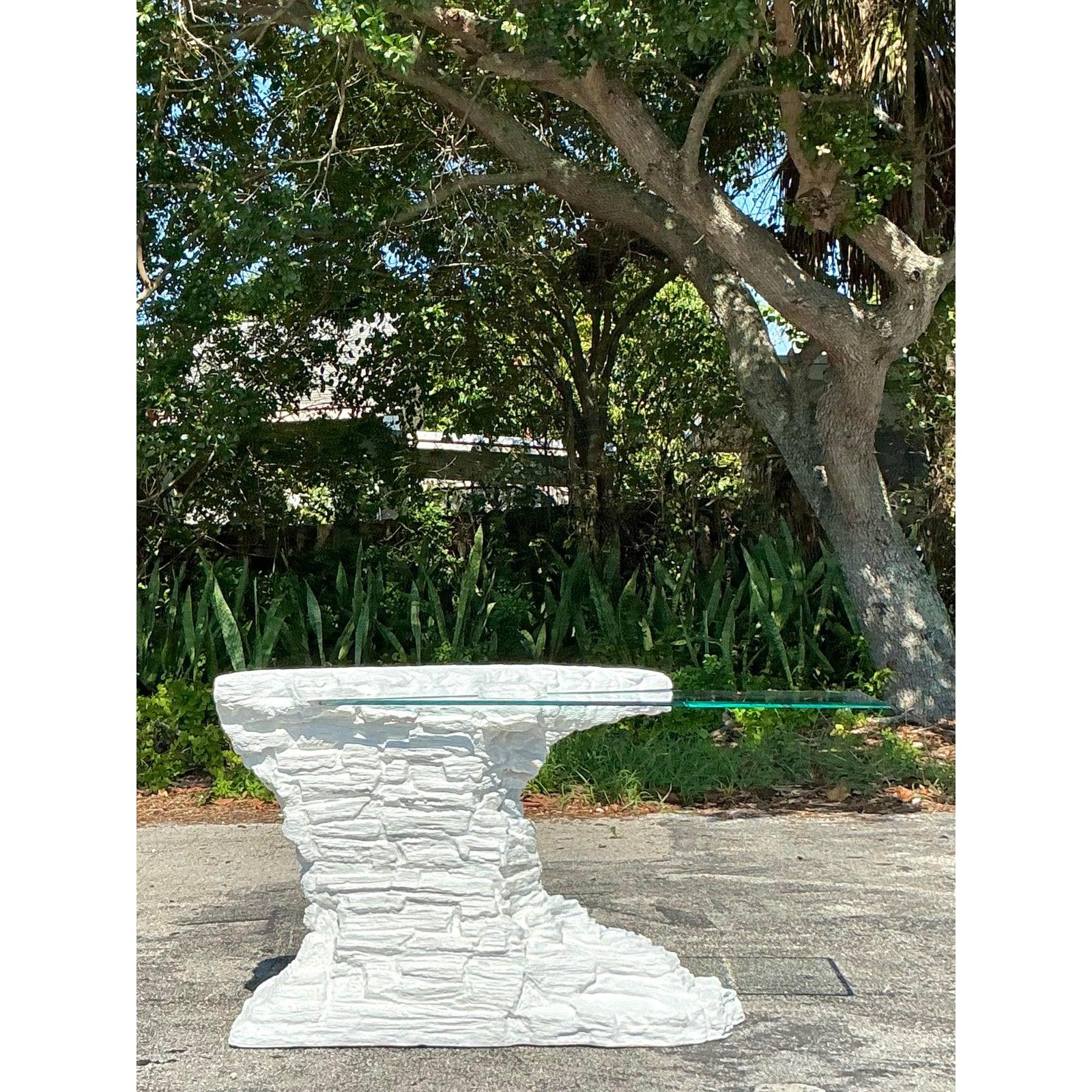 Mesa Consola Vintage Boho Stacked Rock de escayola After Sirmos siglo XX en venta