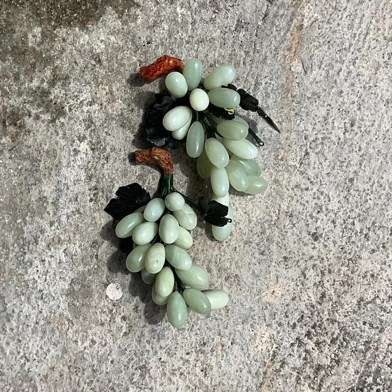 Vintage Boho Polished Stone Grape Clusters - a Pair In Good Condition For Sale In west palm beach, FL