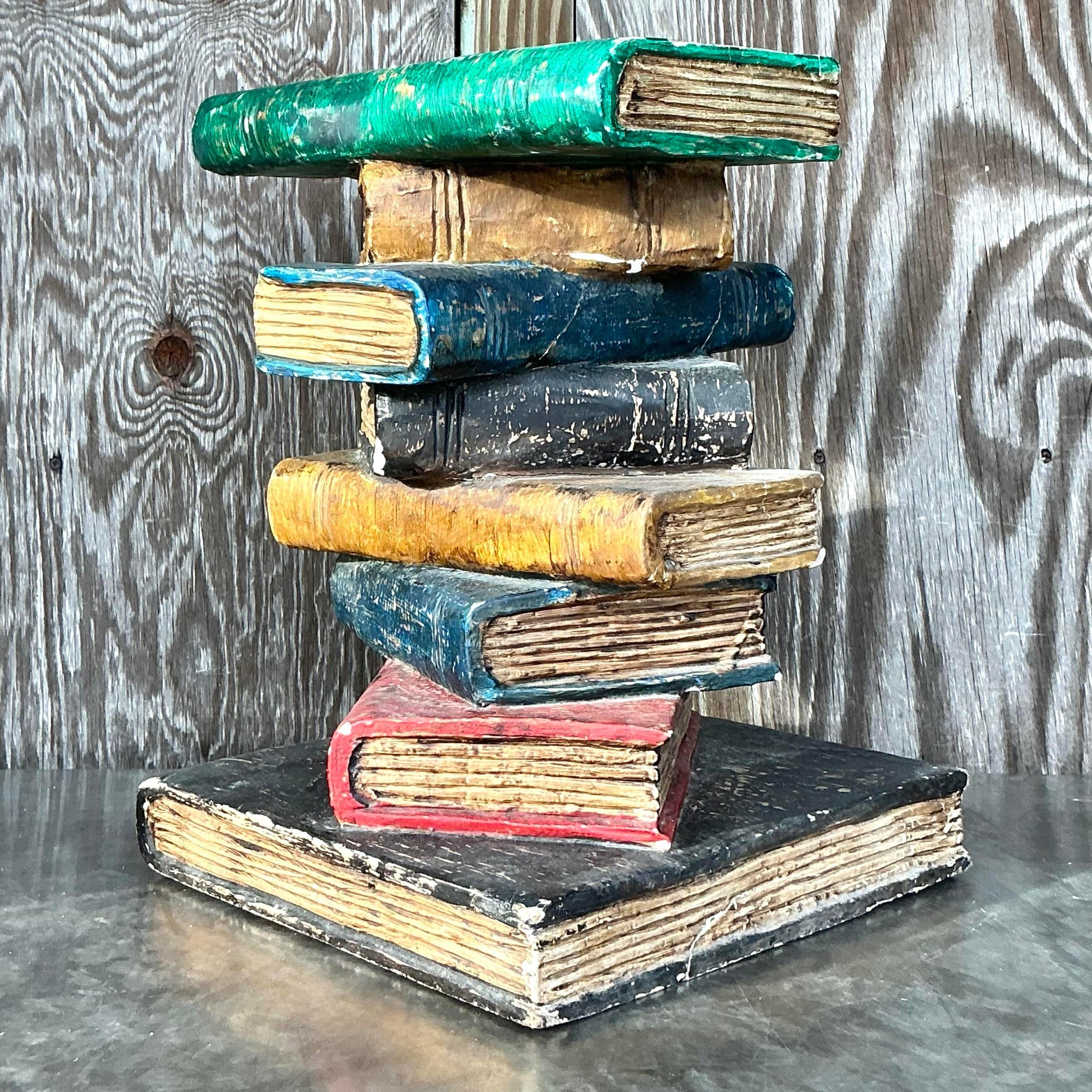 20ième siècle Table d'appoint Boho polychrome empilée de livres en vente