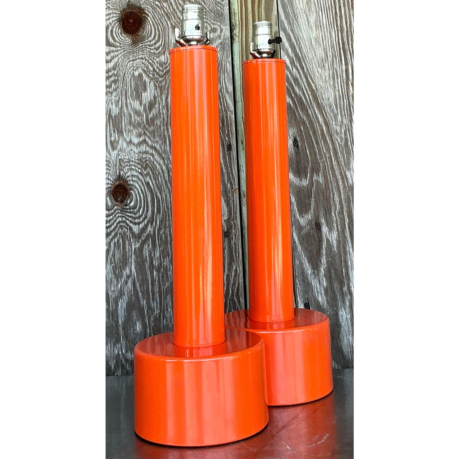 Lampes laquées vintage boho postmoderne - une paire en vente 1