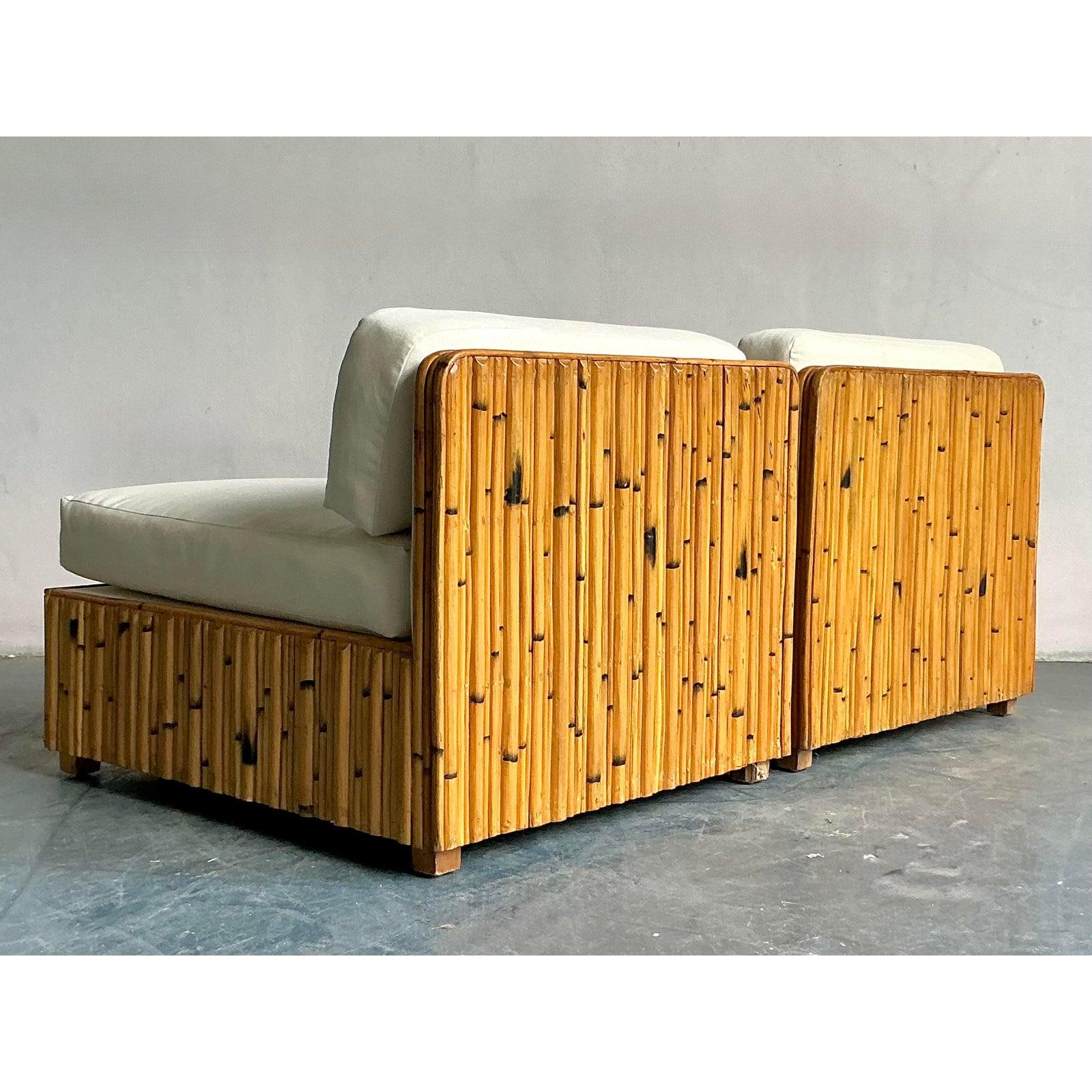Pareja de sillas de ratán boho vintage con forma de pretzel Moderno orgánico en venta