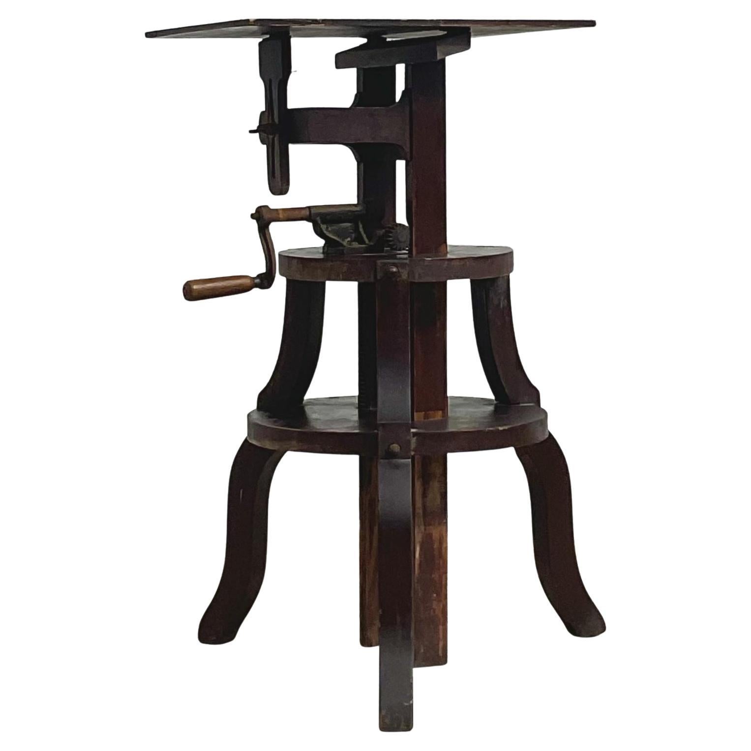 Vintage Boho Primitive Crank Pedestal For Sale