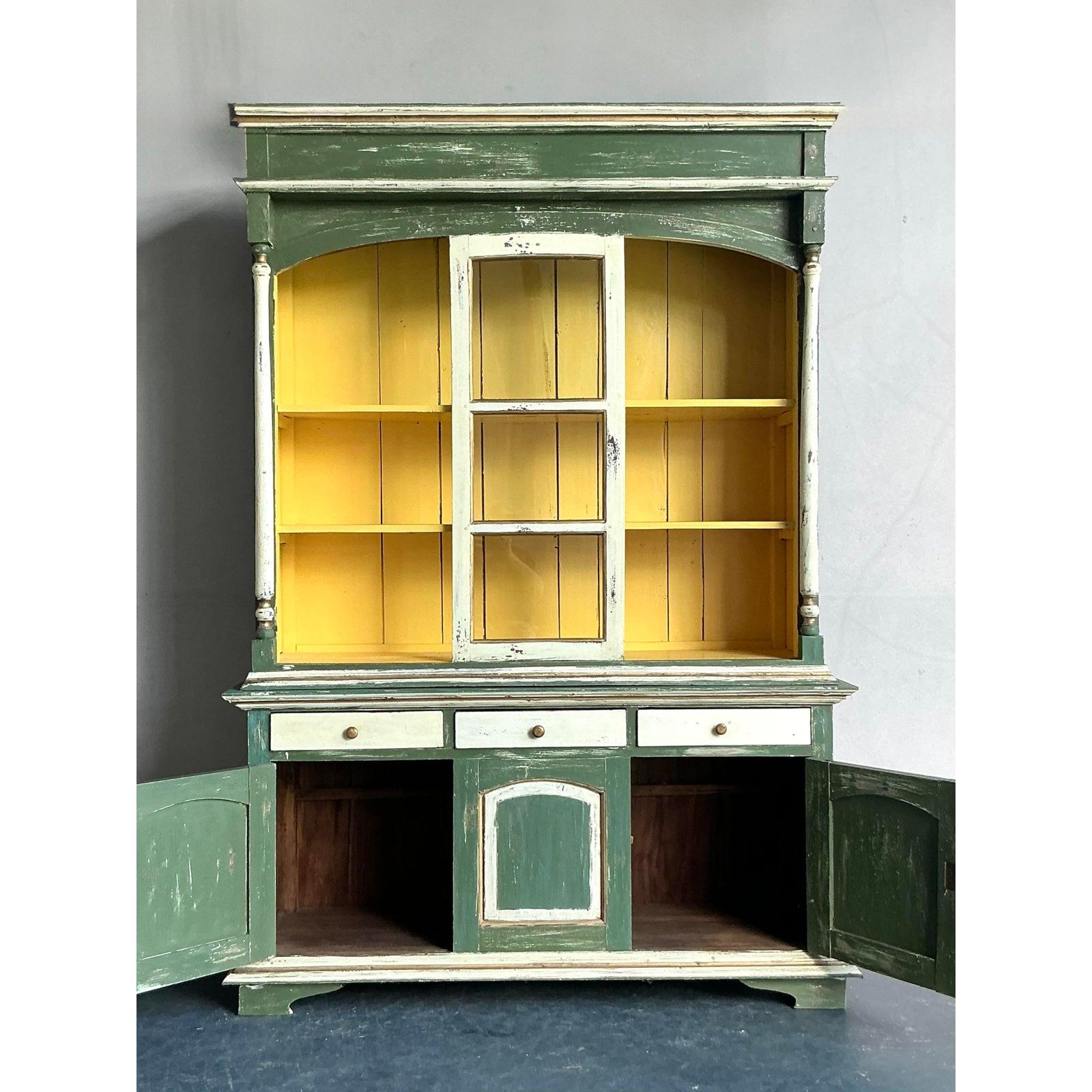 Vintage Boho Primitiv Gemalt Hutch im Angebot 1