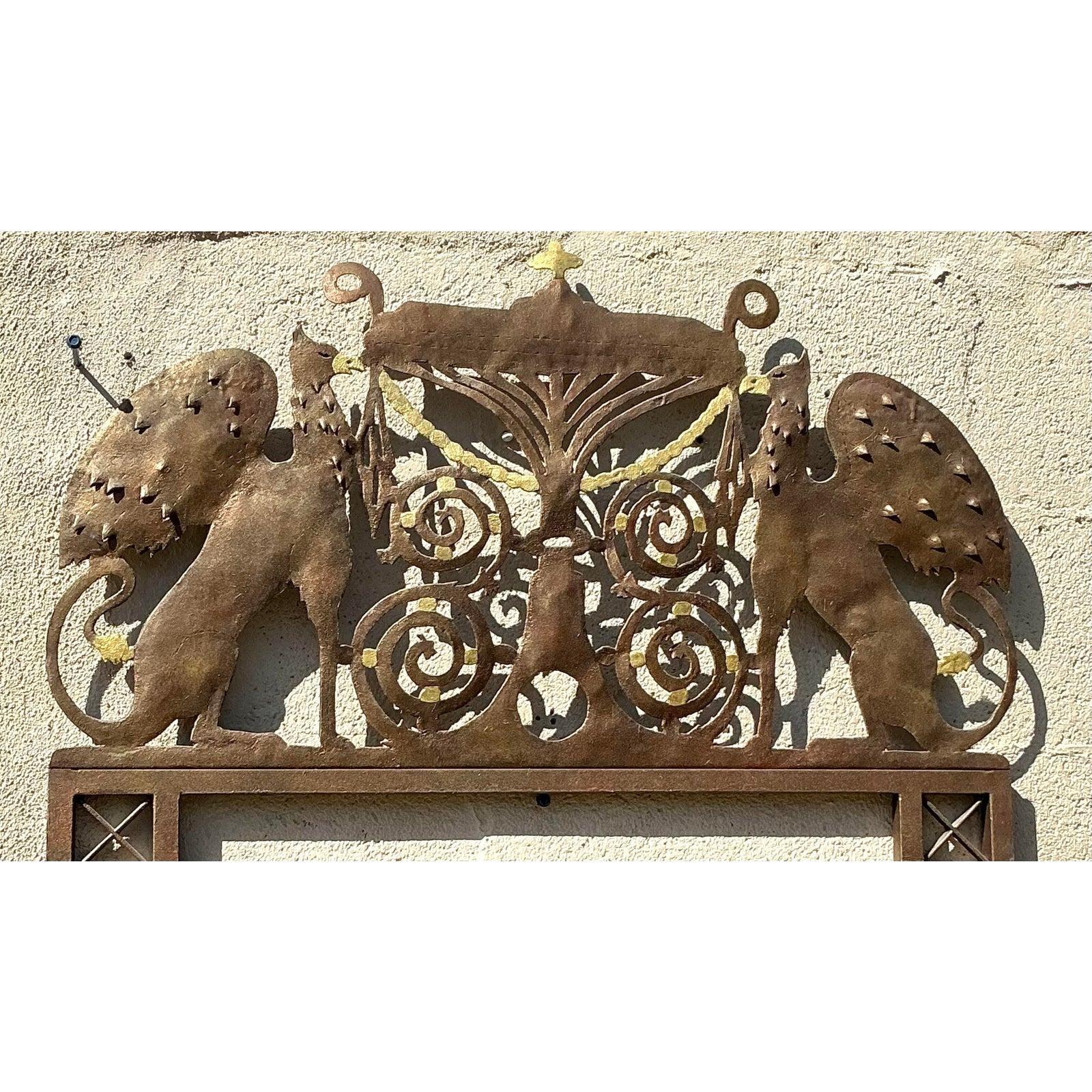 Gotico Specchio Boho Punch Cut Phoenix d'epoca in vendita