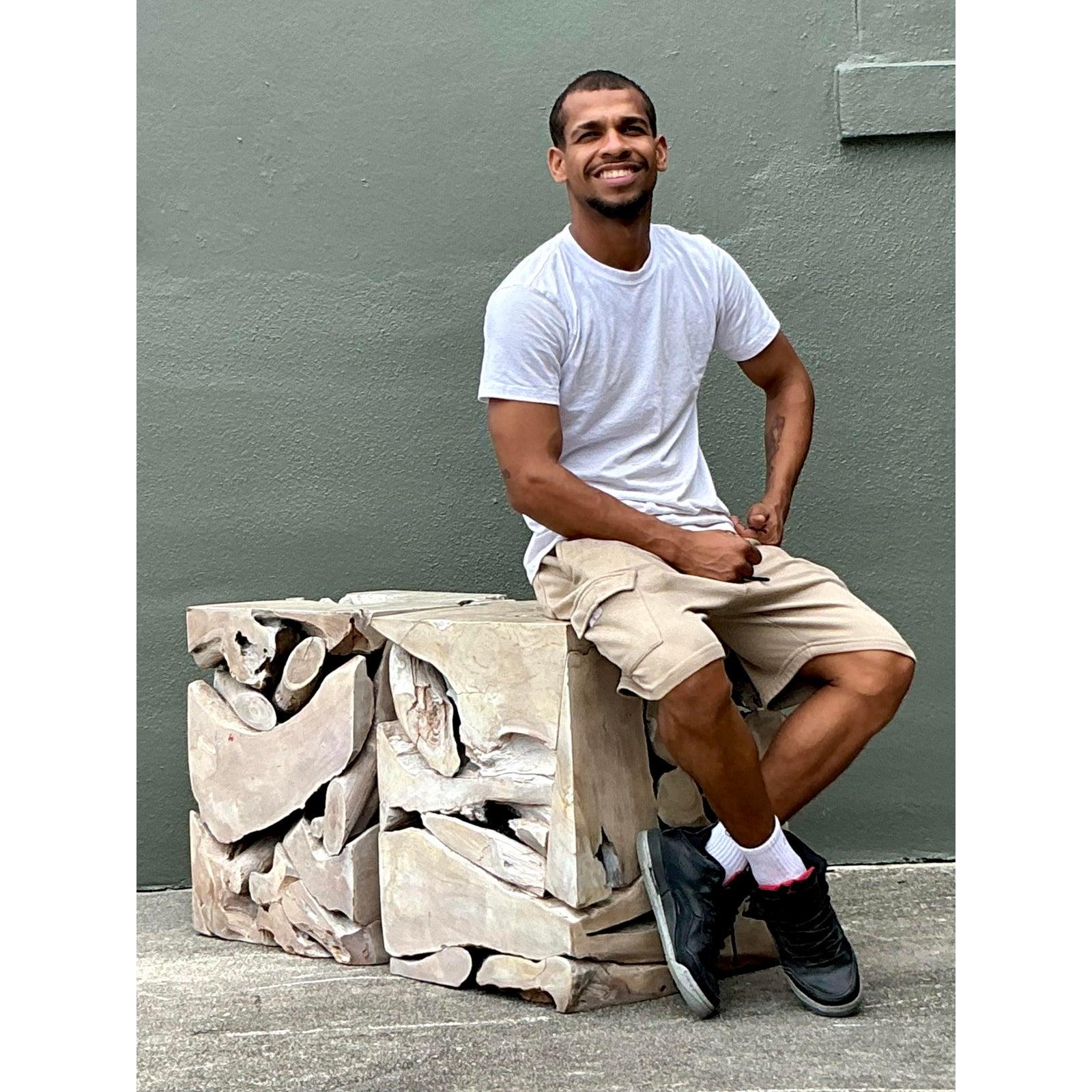 Minimaliste Tabourets bas en bois vintage avec puzzle - une paire en vente