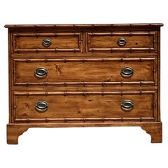 Commode vintage bohème Ralph Lauren Knotty en pin