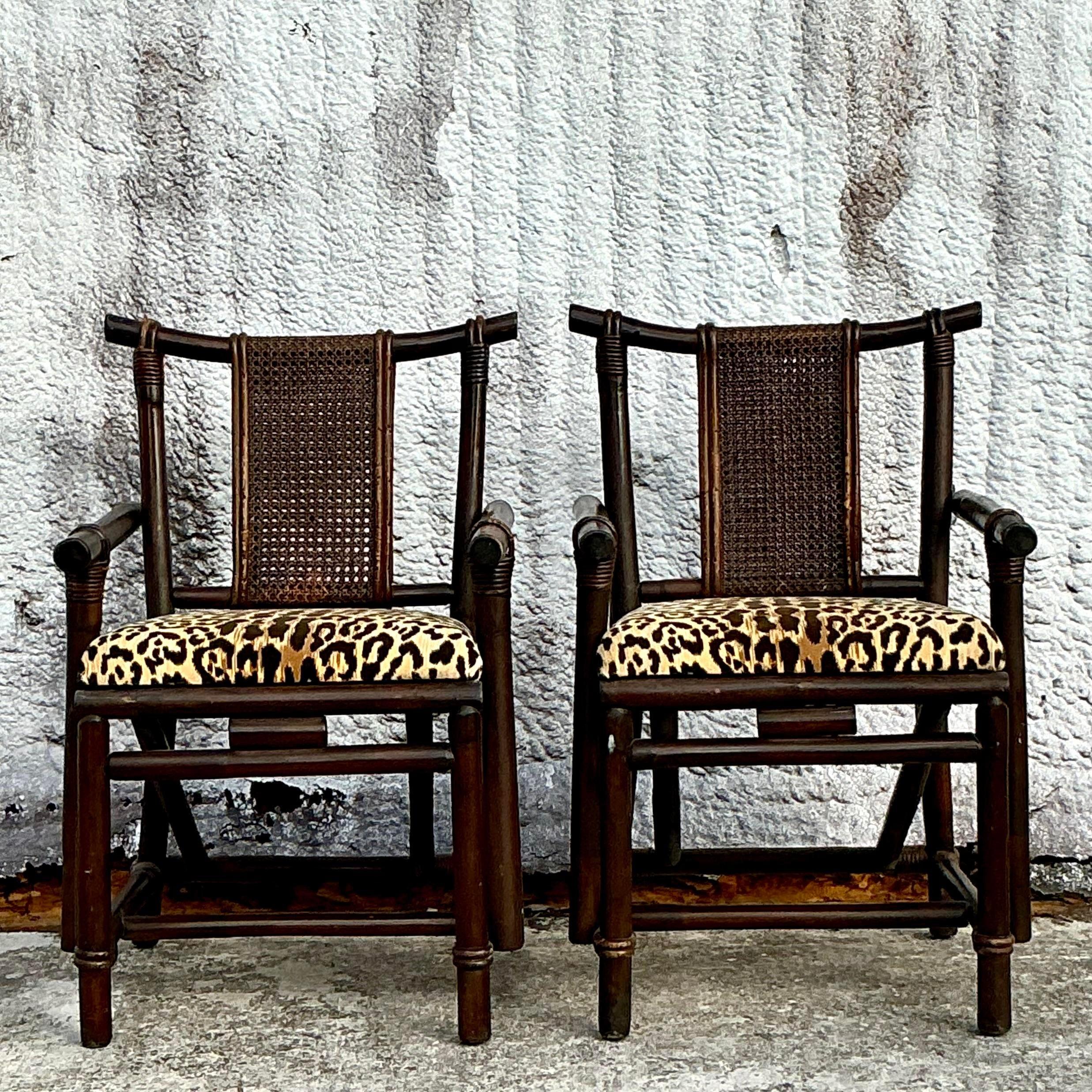 XX secolo Sedie Boho in rattan e canna d'epoca di Ficks Reed - una coppia in vendita