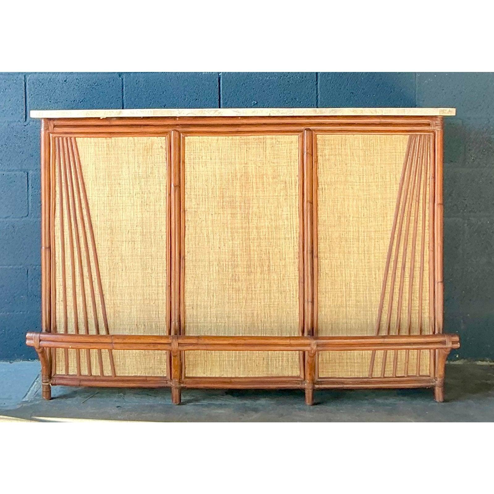 Barra Seca Vintage Boho de Ratán y Tela de Hierba Estadounidense en venta