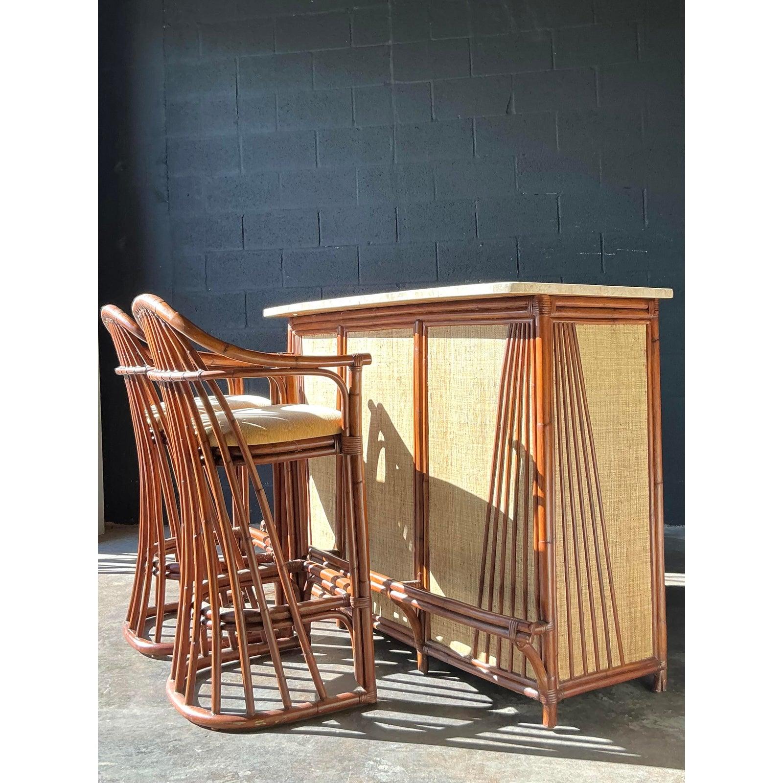 Barra Seca Vintage Boho de Ratán y Tela de Hierba siglo XX en venta